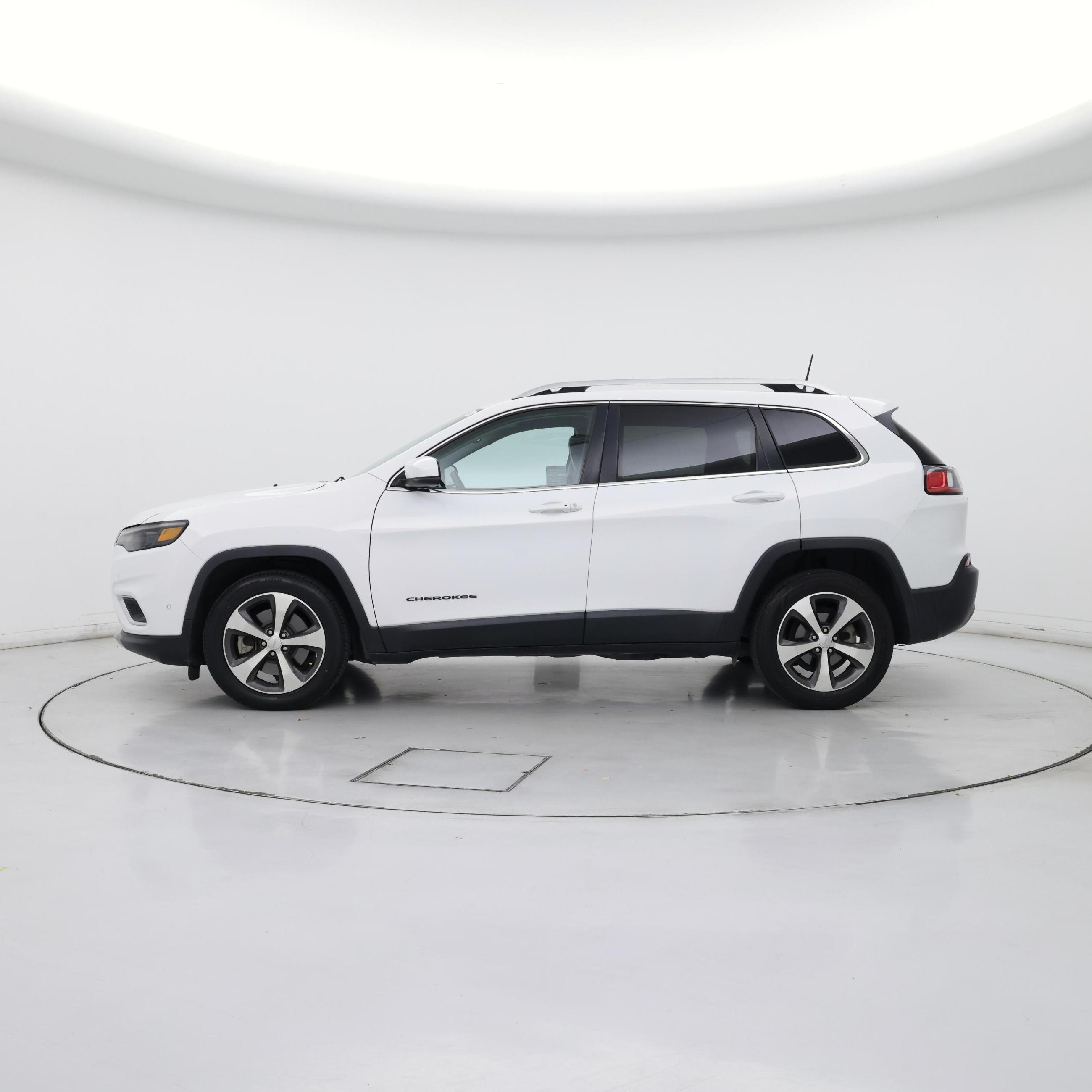 Thumbnail: 2020 Jeep Cherokee - 3