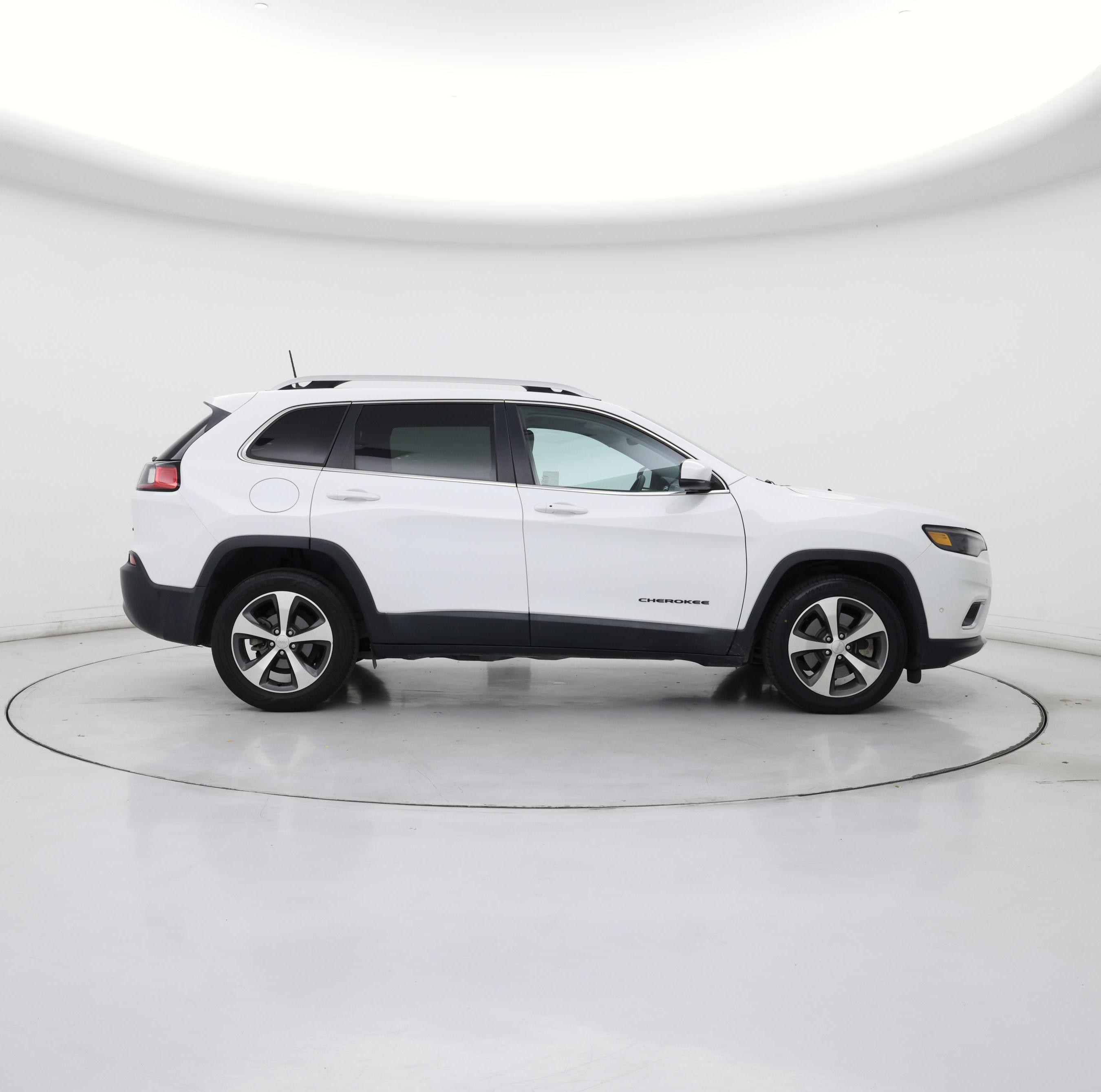 Thumbnail: 2020 Jeep Cherokee - 7