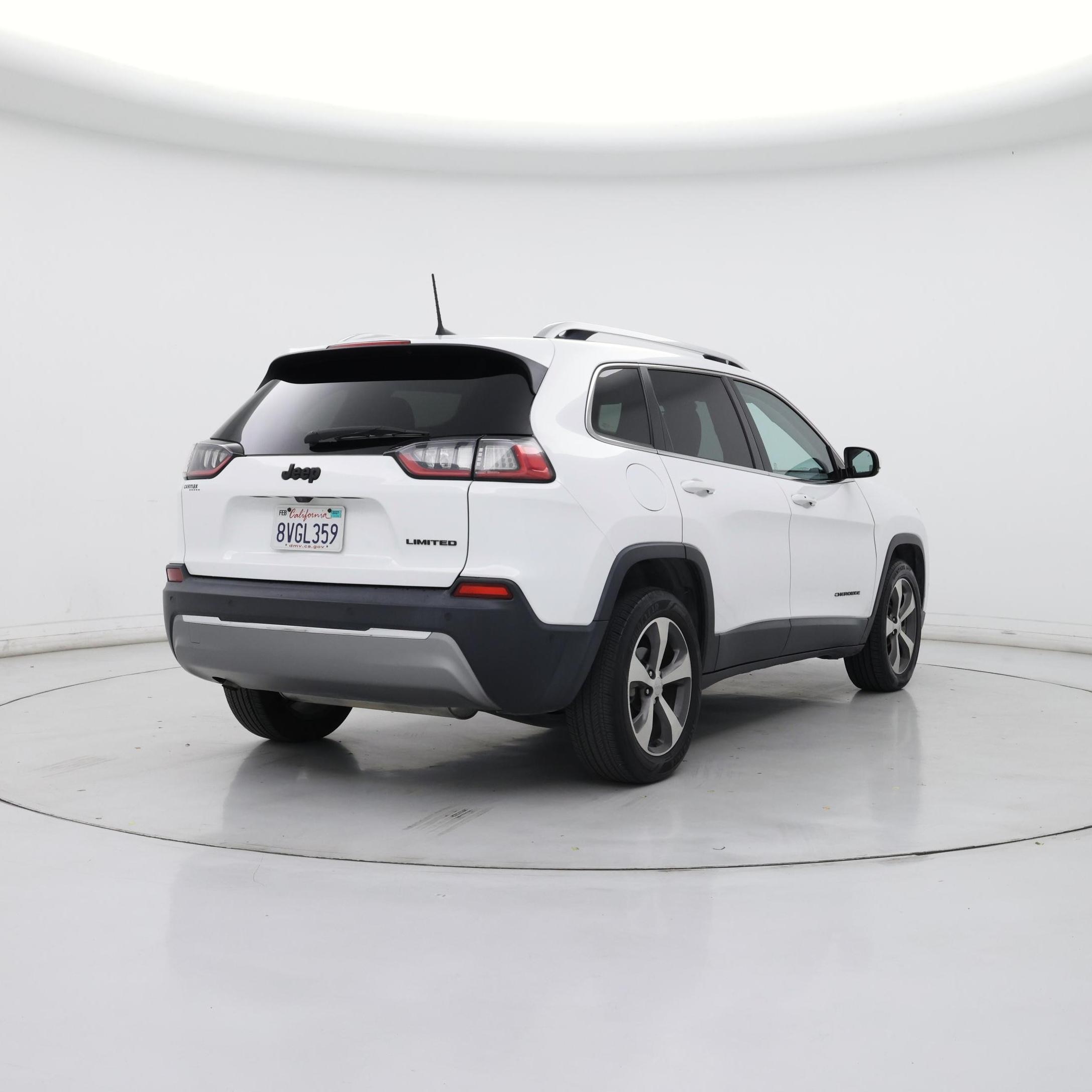 Thumbnail: 2020 Jeep Cherokee - 8