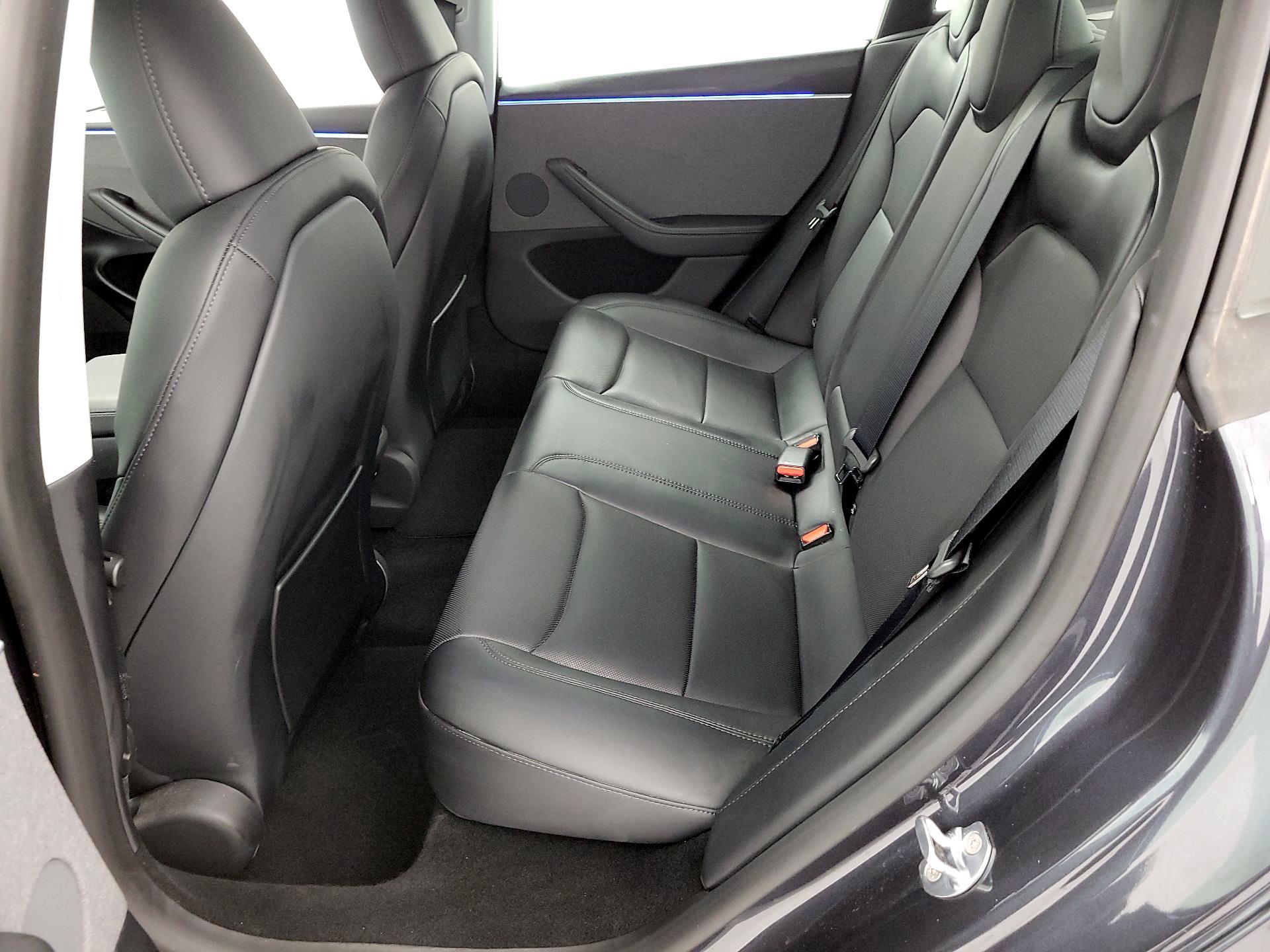Thumbnail: 2025 Tesla Model 3 - 19
