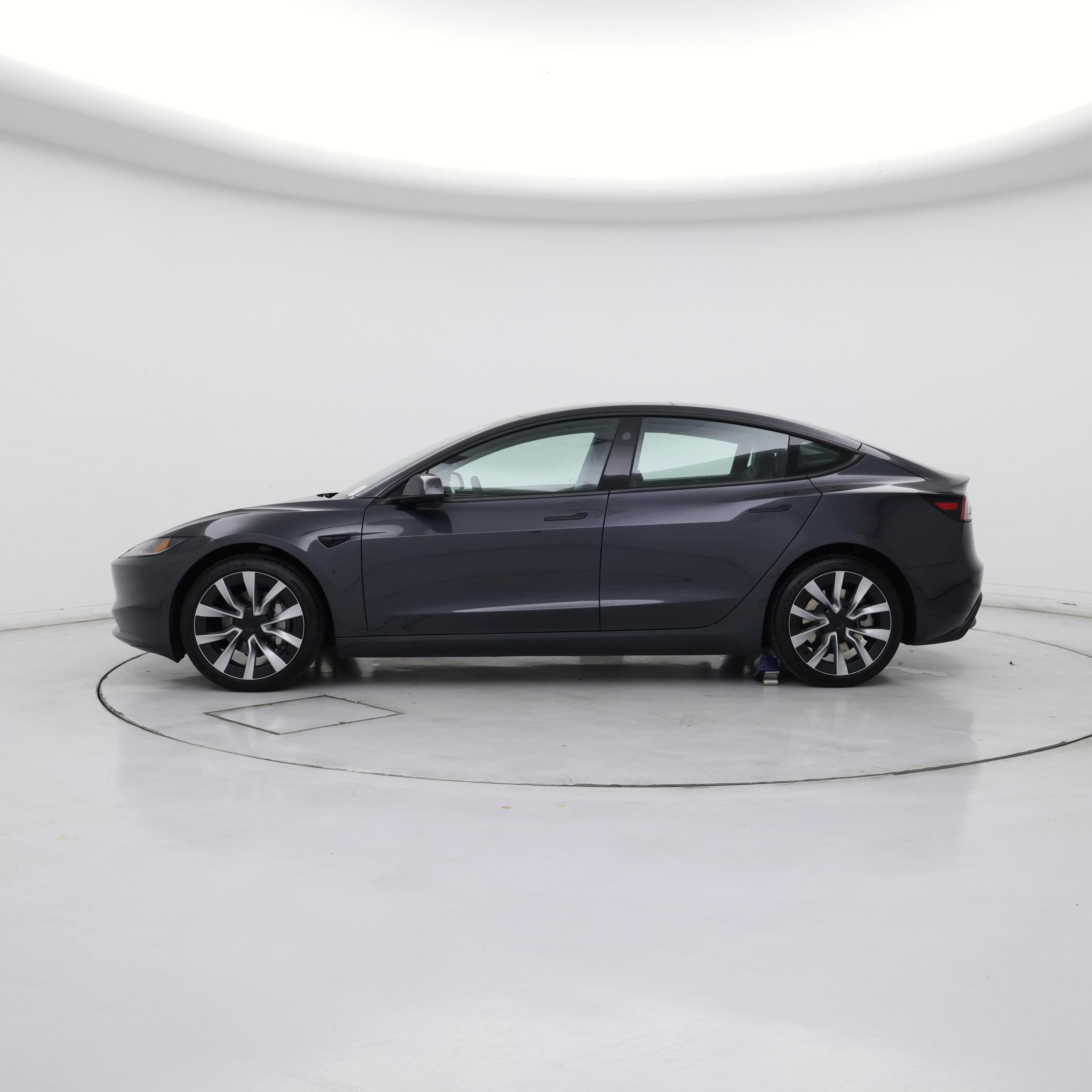 Thumbnail: 2025 Tesla Model 3 - 3