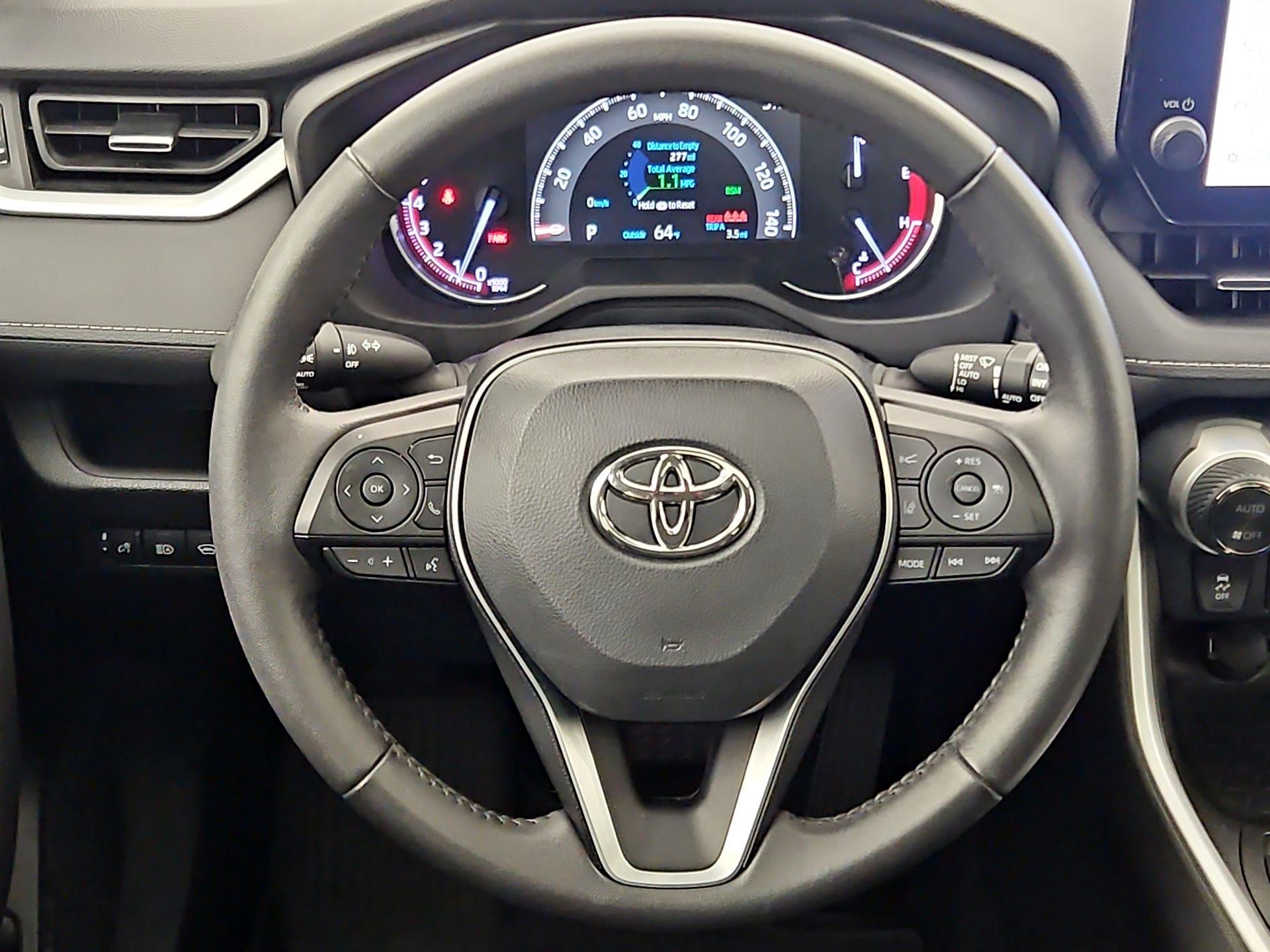 Thumbnail: 2023 Toyota RAV4 - 10