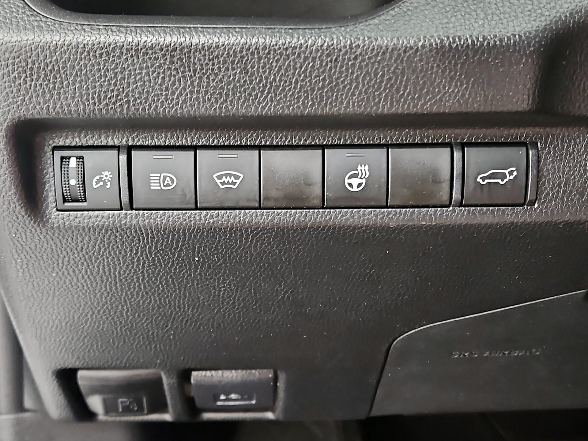 Thumbnail: 2023 Toyota RAV4 - 13