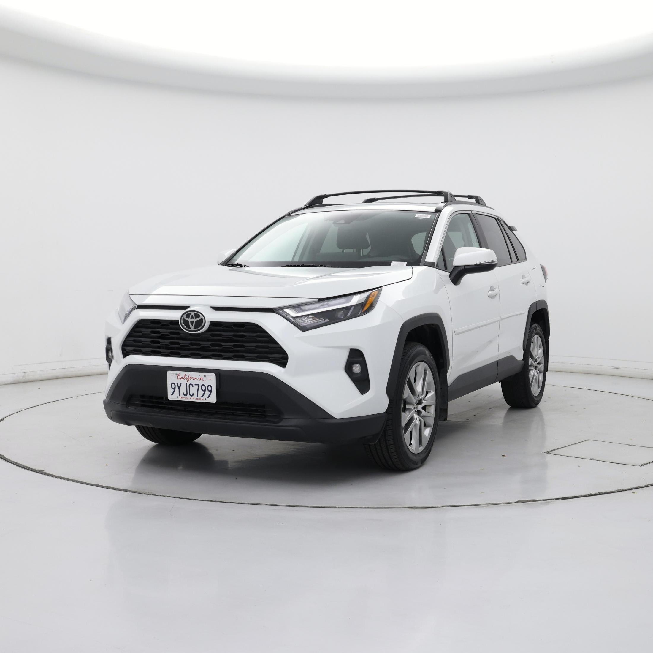 Thumbnail: 2023 Toyota RAV4 - 4