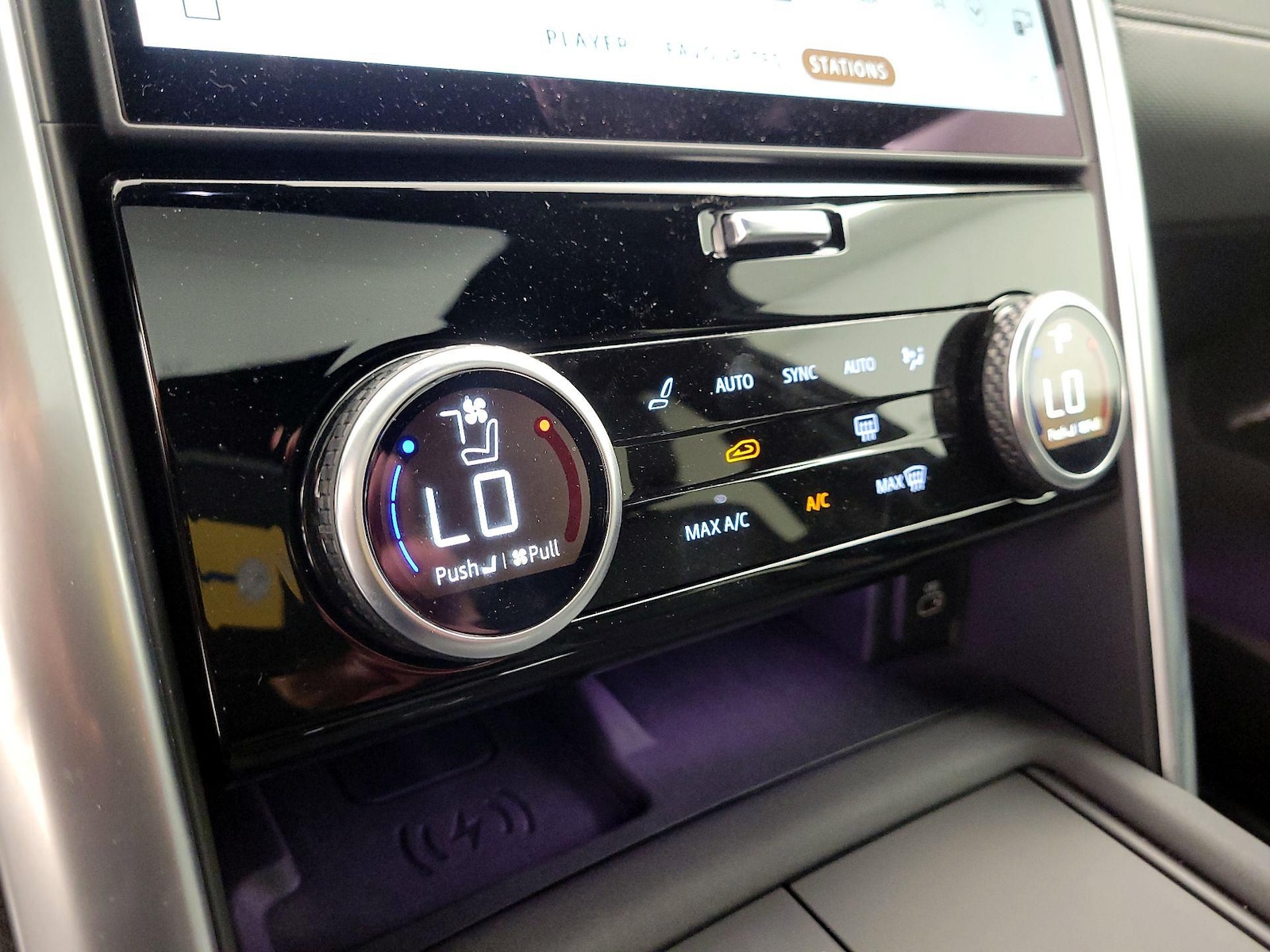 2023 Land Rover Discovery HSE R Dynamic - Photo 18