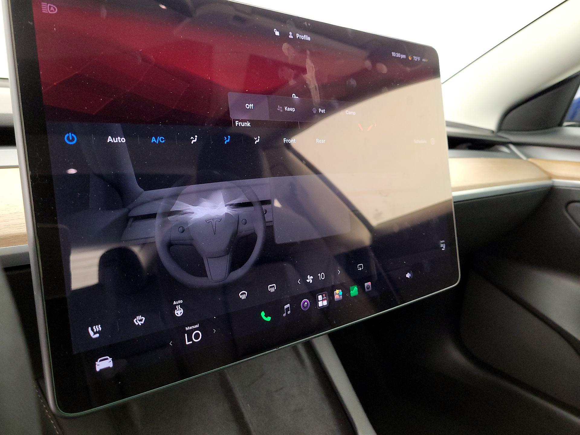 Thumbnail: 2022 Tesla Model 3 - 14