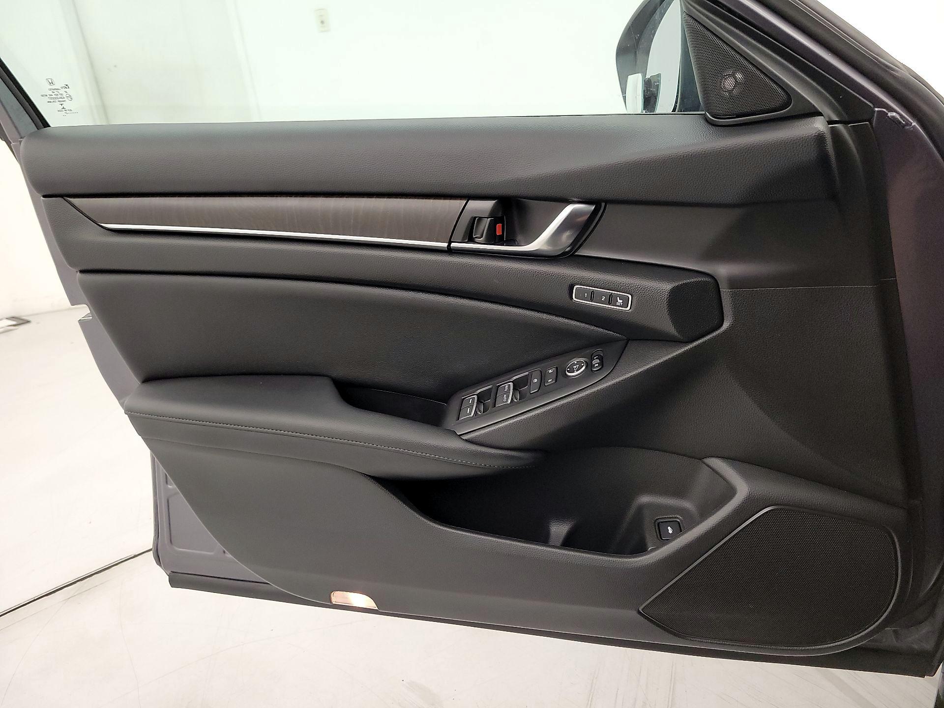 Thumbnail: 2021 Honda Accord - 12