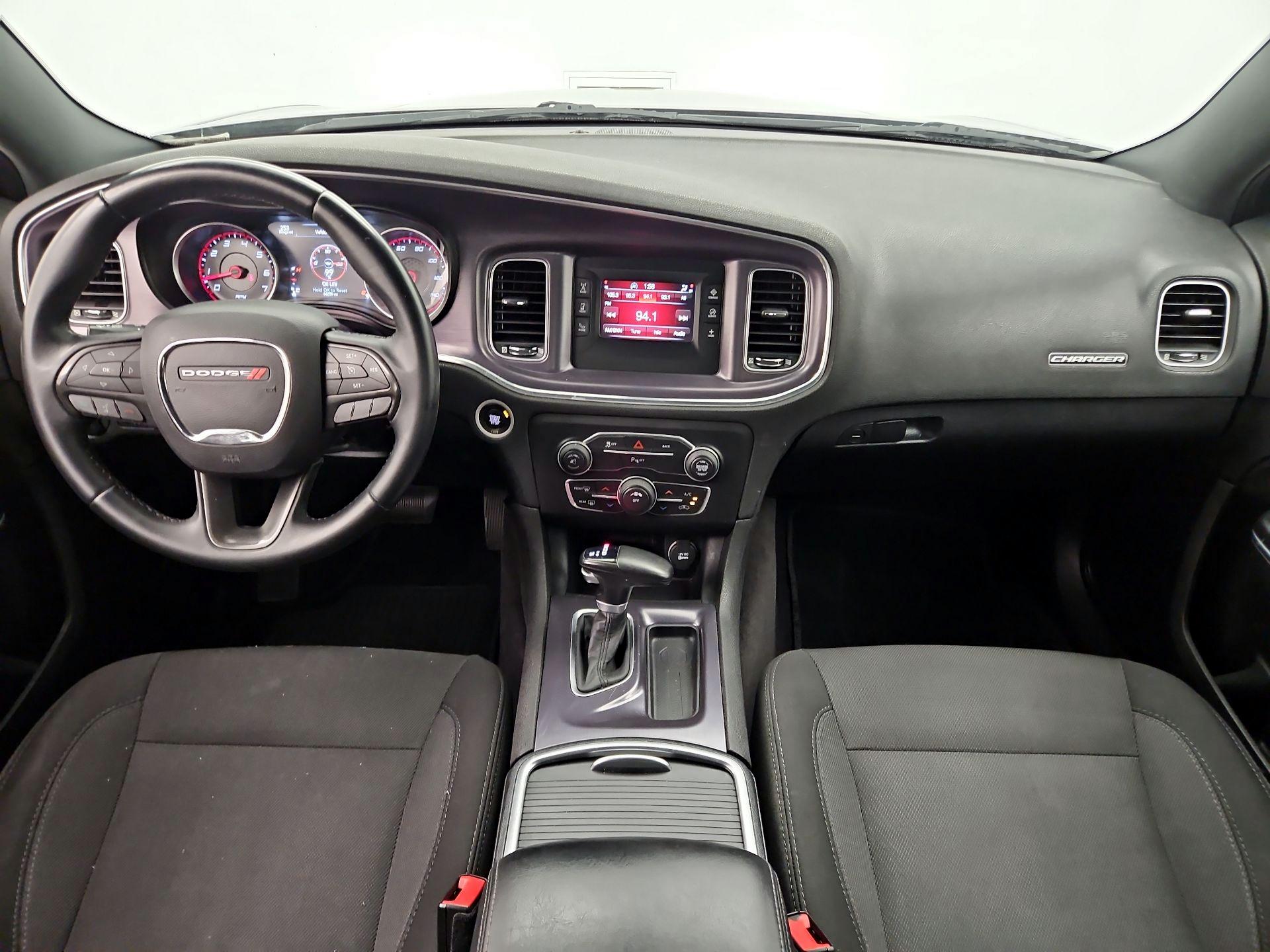 Thumbnail: 2016 Dodge Charger - 9