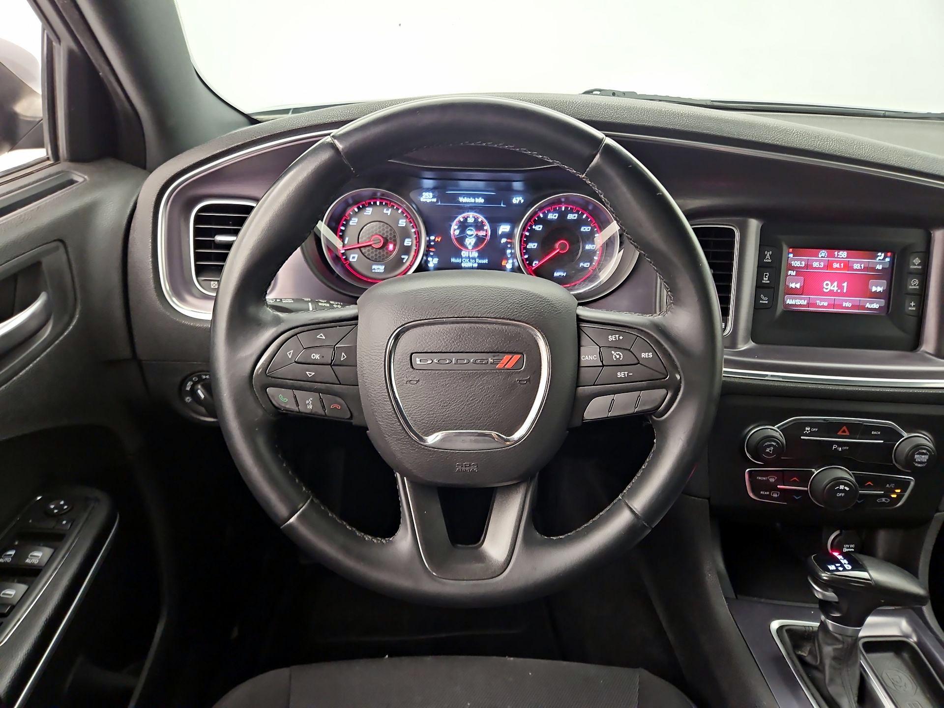 Thumbnail: 2016 Dodge Charger - 10