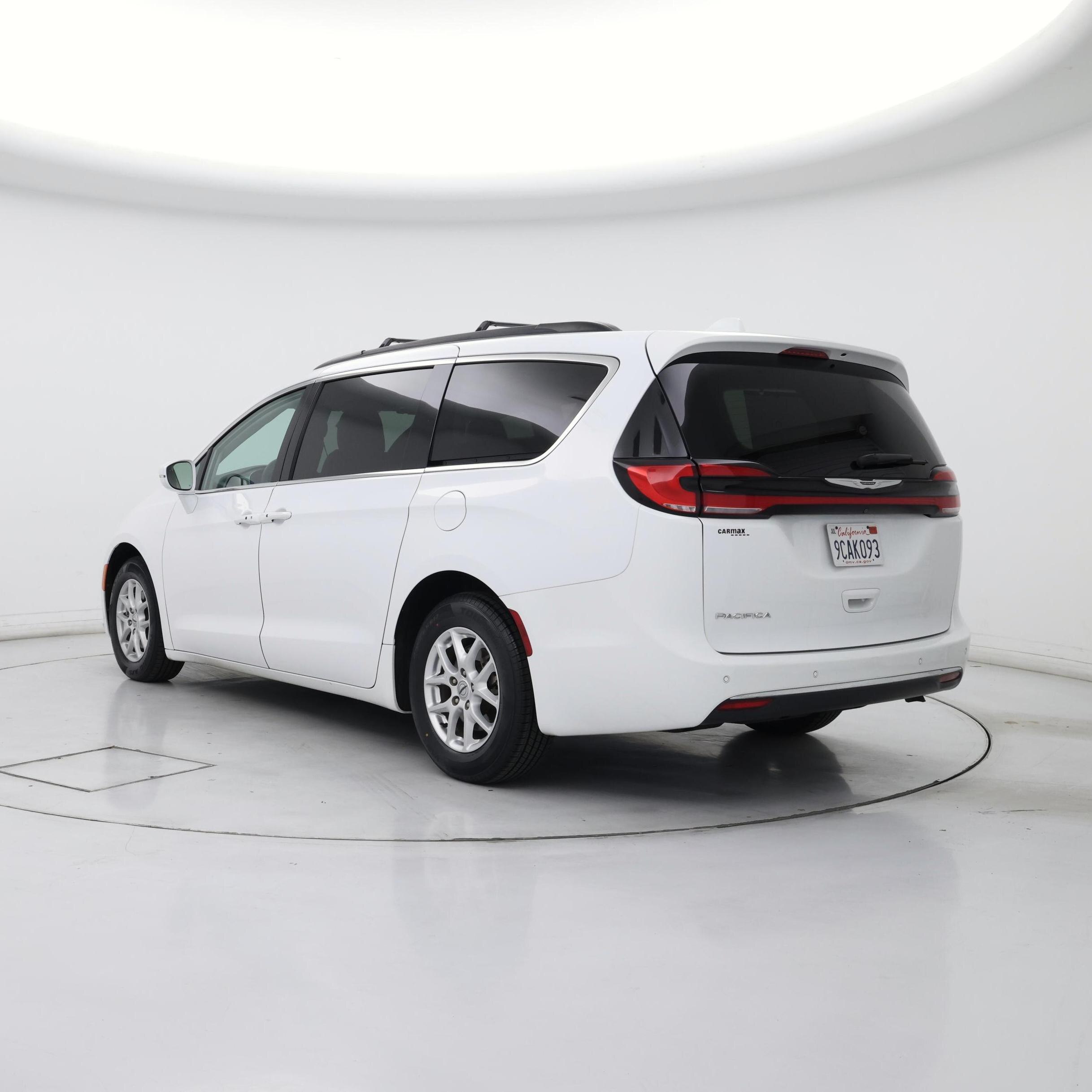 Thumbnail: 2022 Chrysler Pacifica - 2