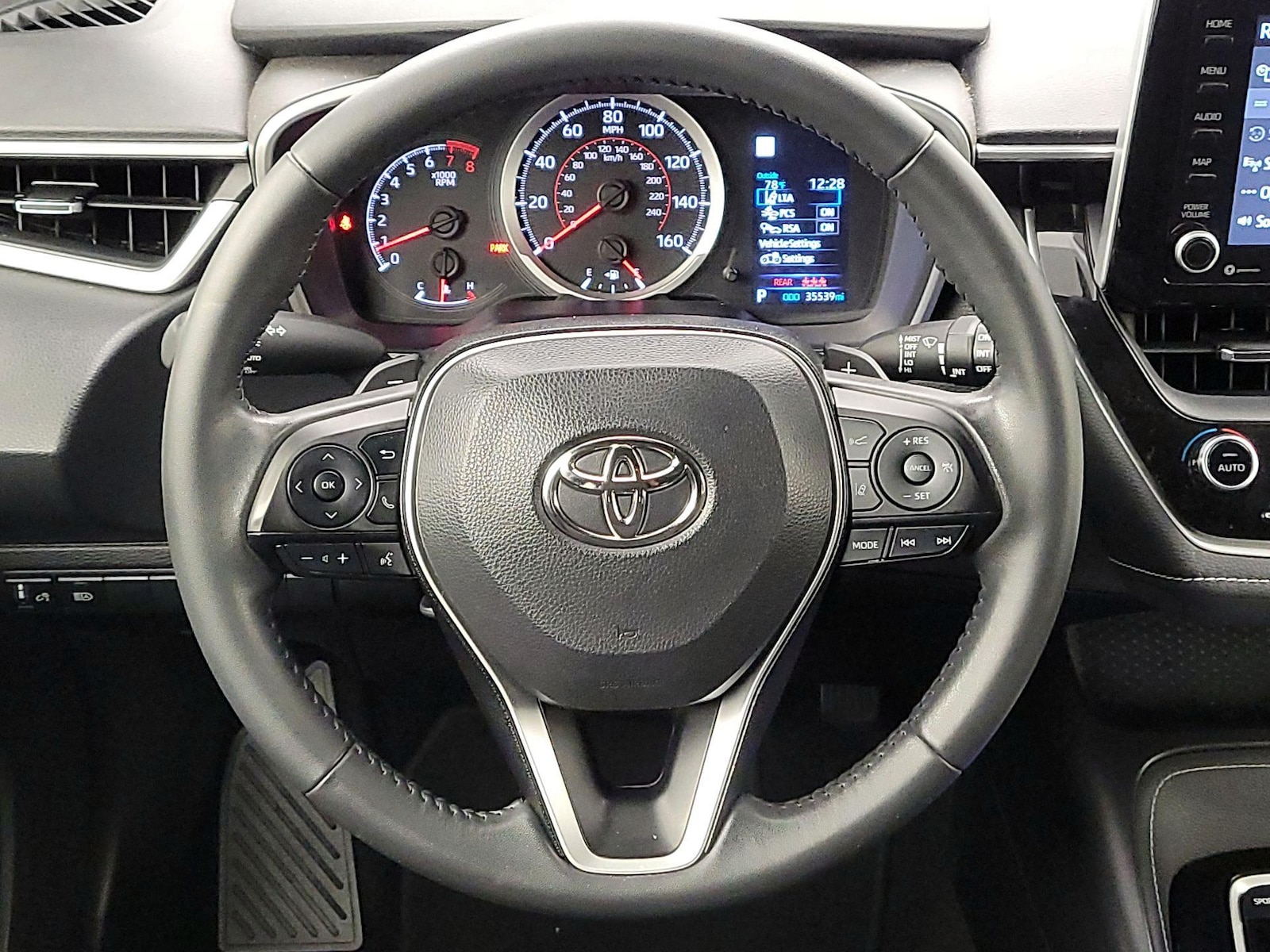 2022 Toyota Corolla Hatchback SE - Photo 11