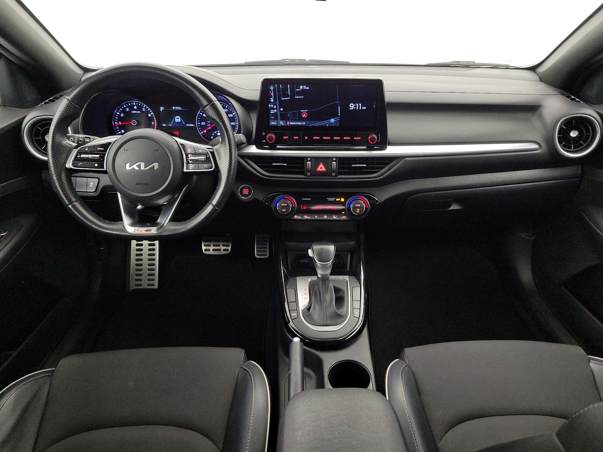 Thumbnail: 2022 Kia Forte - 9