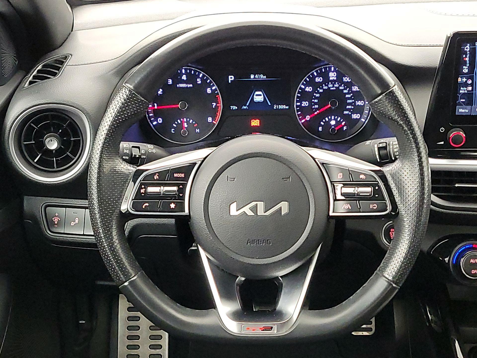 Thumbnail: 2022 Kia Forte - 10