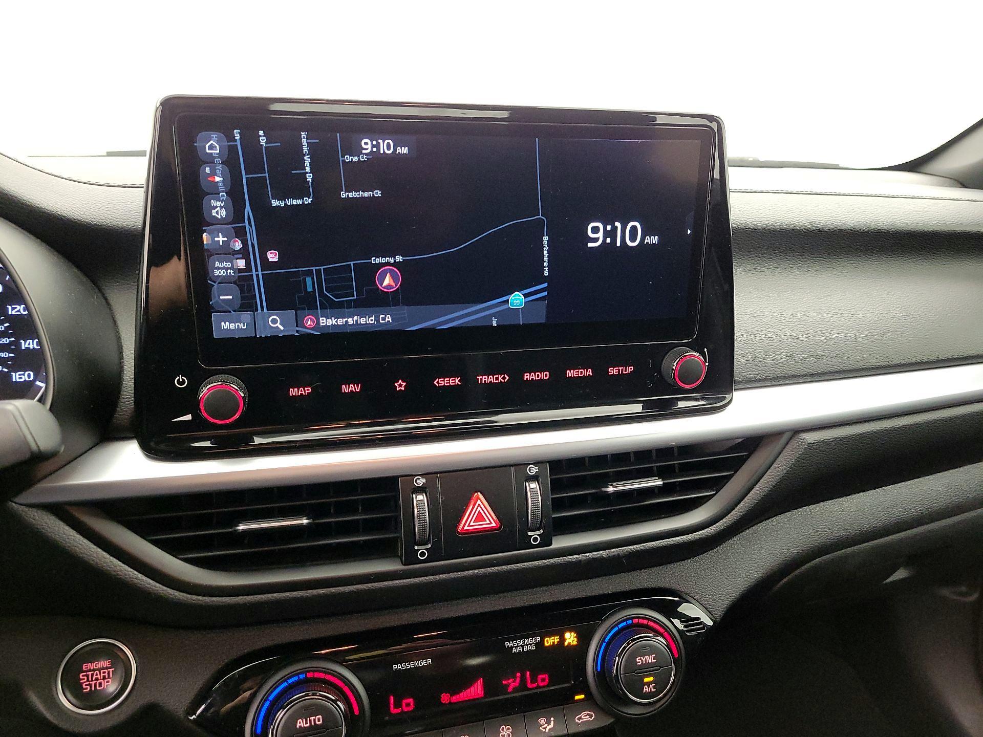 Thumbnail: 2022 Kia Forte - 14
