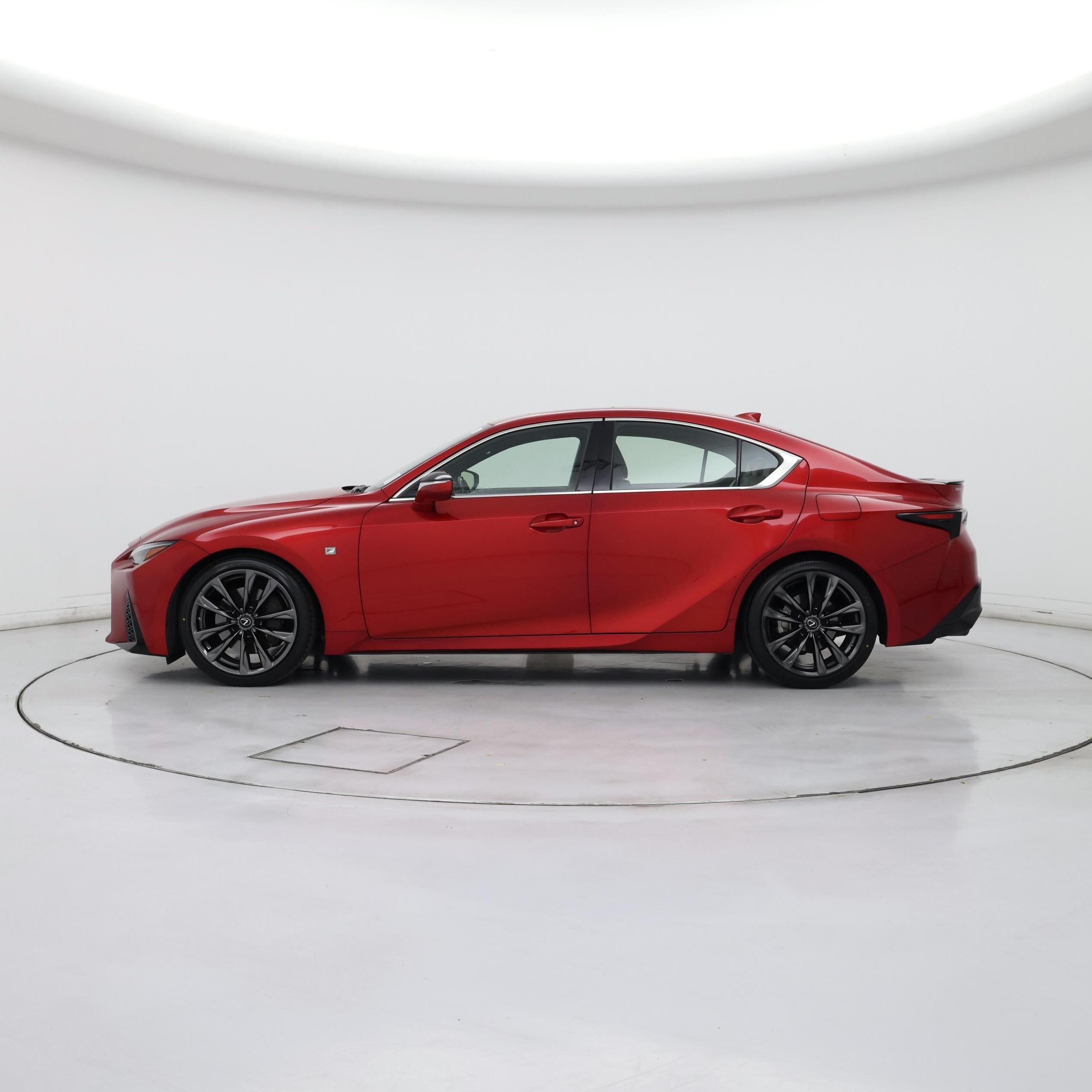 Thumbnail: 2022 Lexus IS - 3