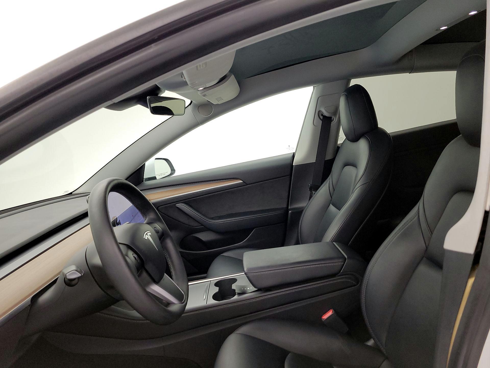 Thumbnail: 2021 Tesla Model 3 - 18