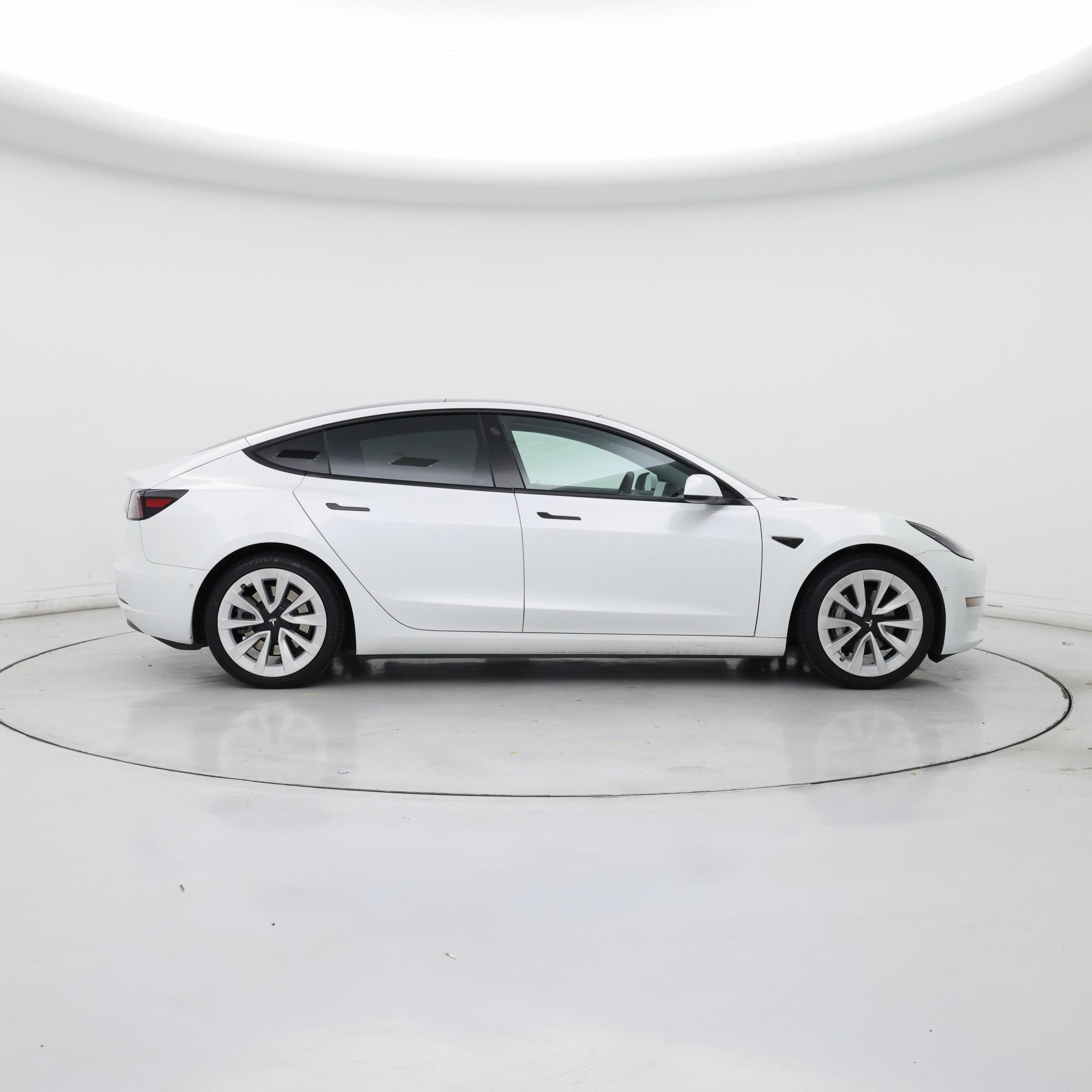 Thumbnail: 2021 Tesla Model 3 - 7