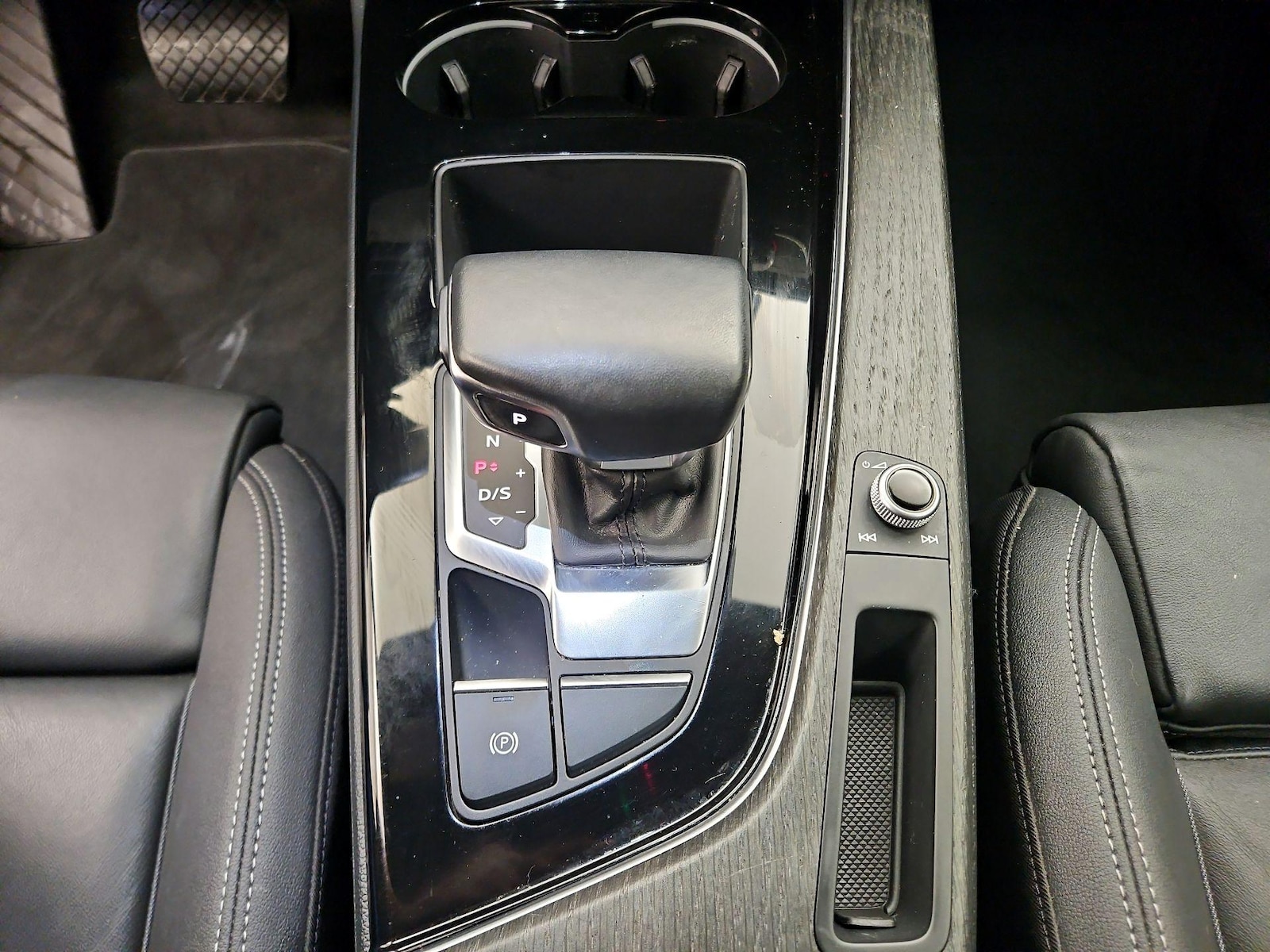 2022 Audi A5 Sportback Premium - Photo 18
