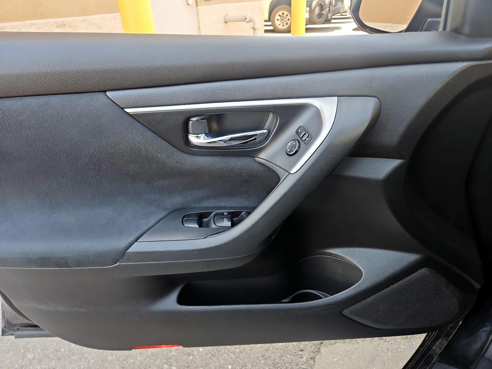 2015 Nissan Altima SV - Photo 13