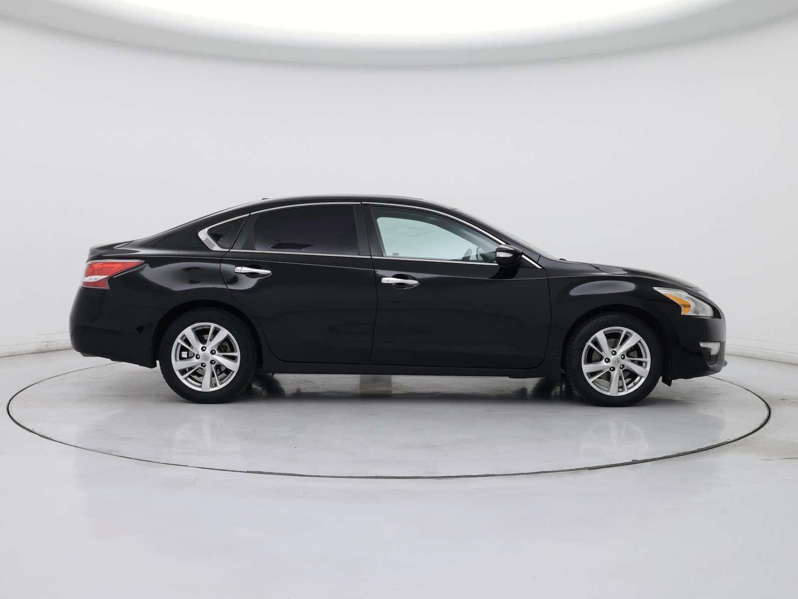 2015 Nissan Altima SV - Photo 8