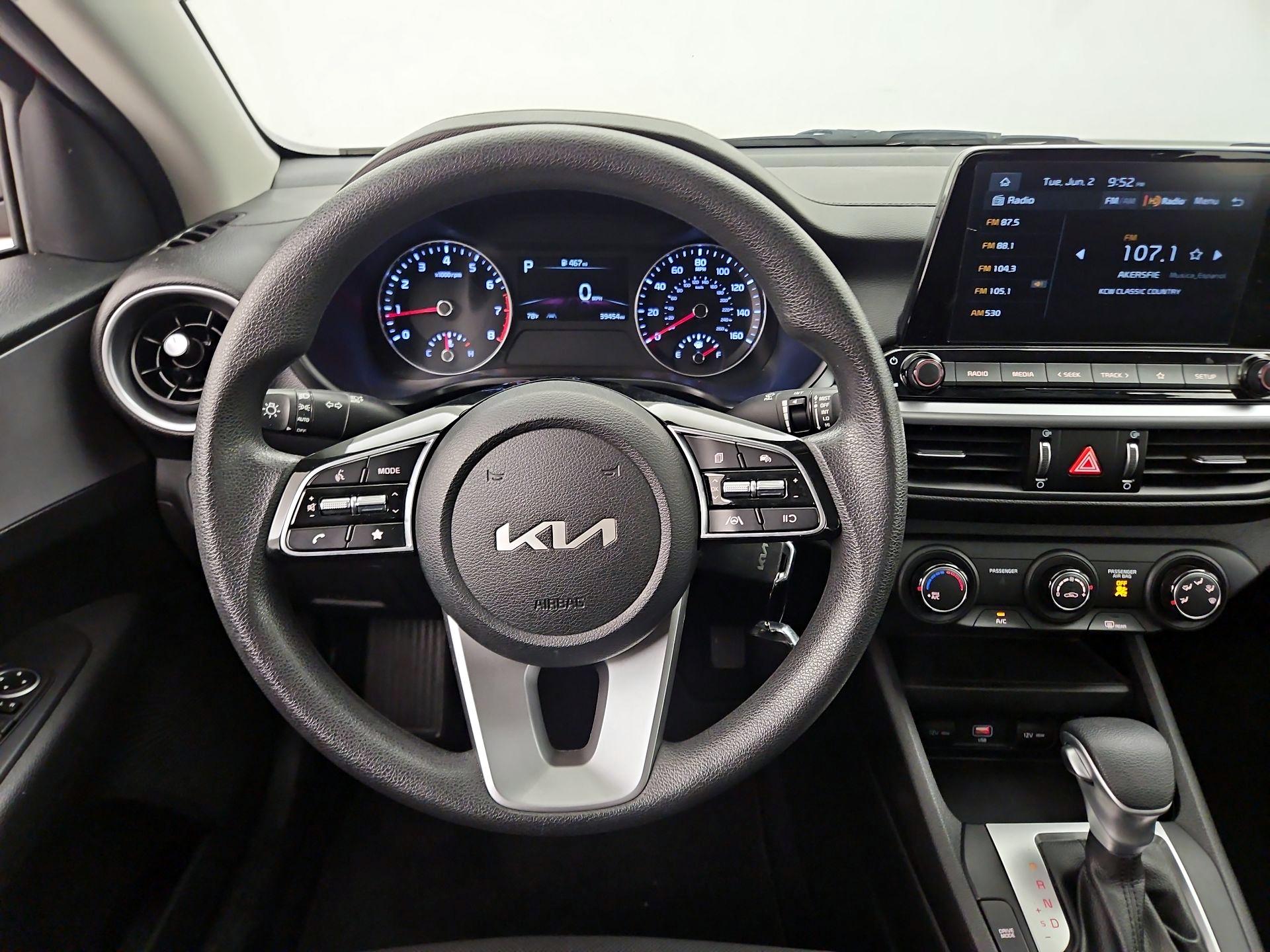 Thumbnail: 2023 Kia Forte - 10