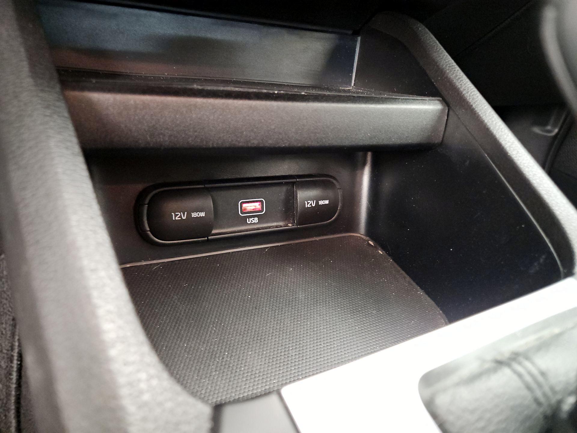 Thumbnail: 2023 Kia Forte - 18