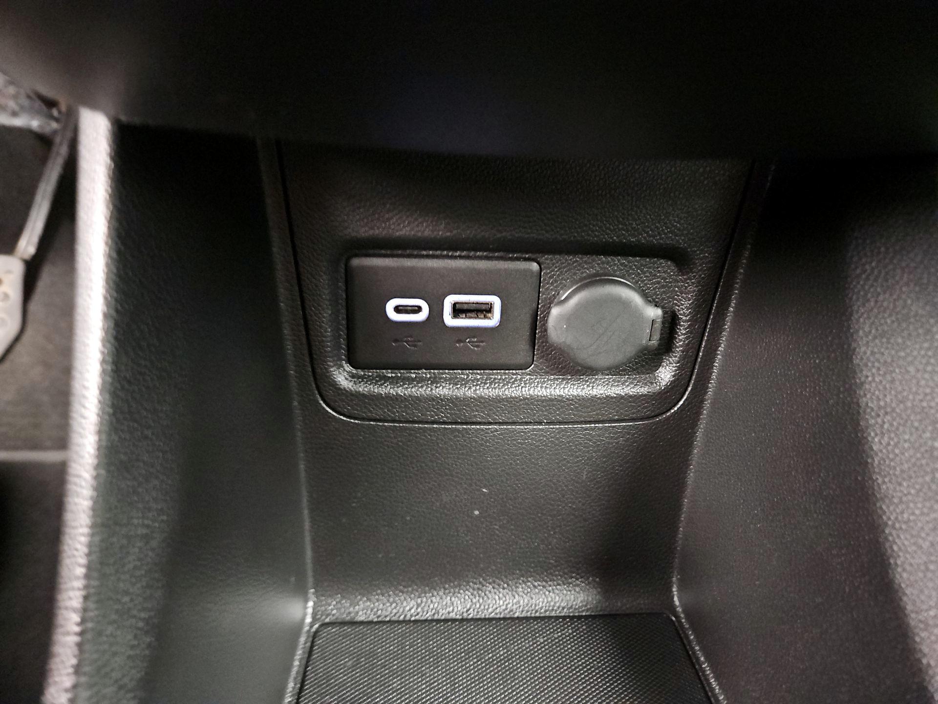 Thumbnail: 2021 Chevrolet Spark - 18