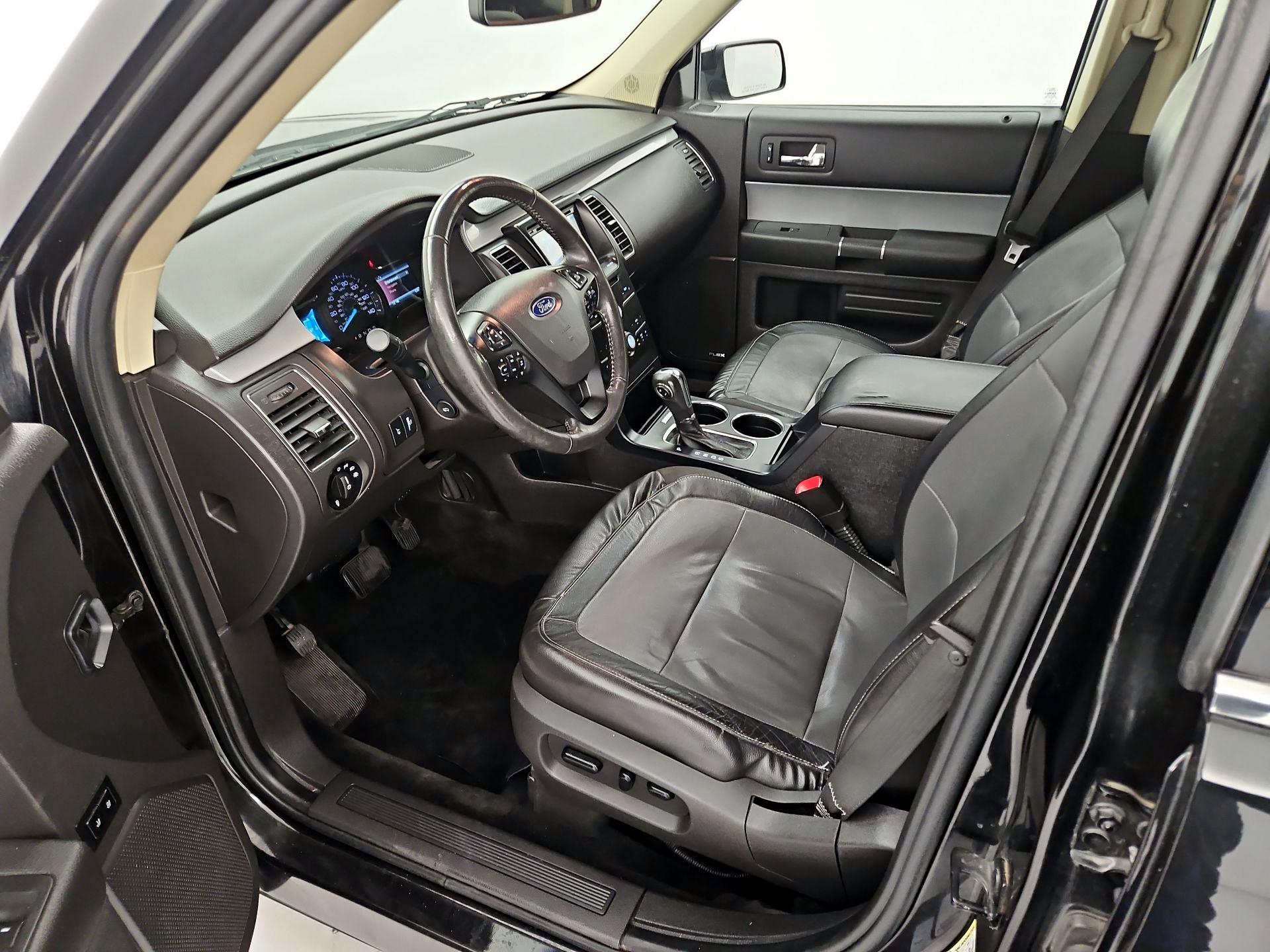 Thumbnail: 2014 Ford Flex - 11