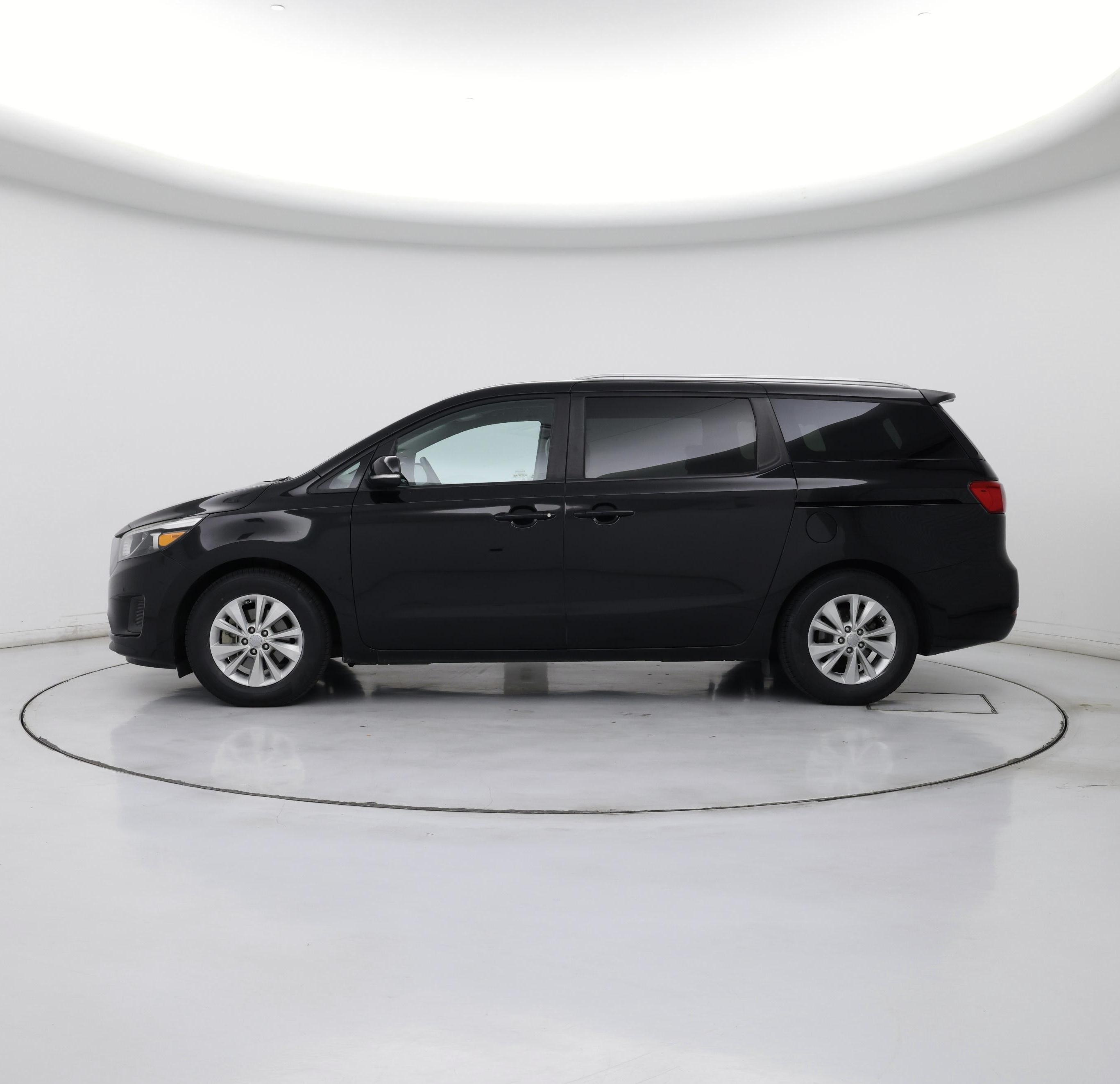 Thumbnail: 2017 Kia Sedona - 3
