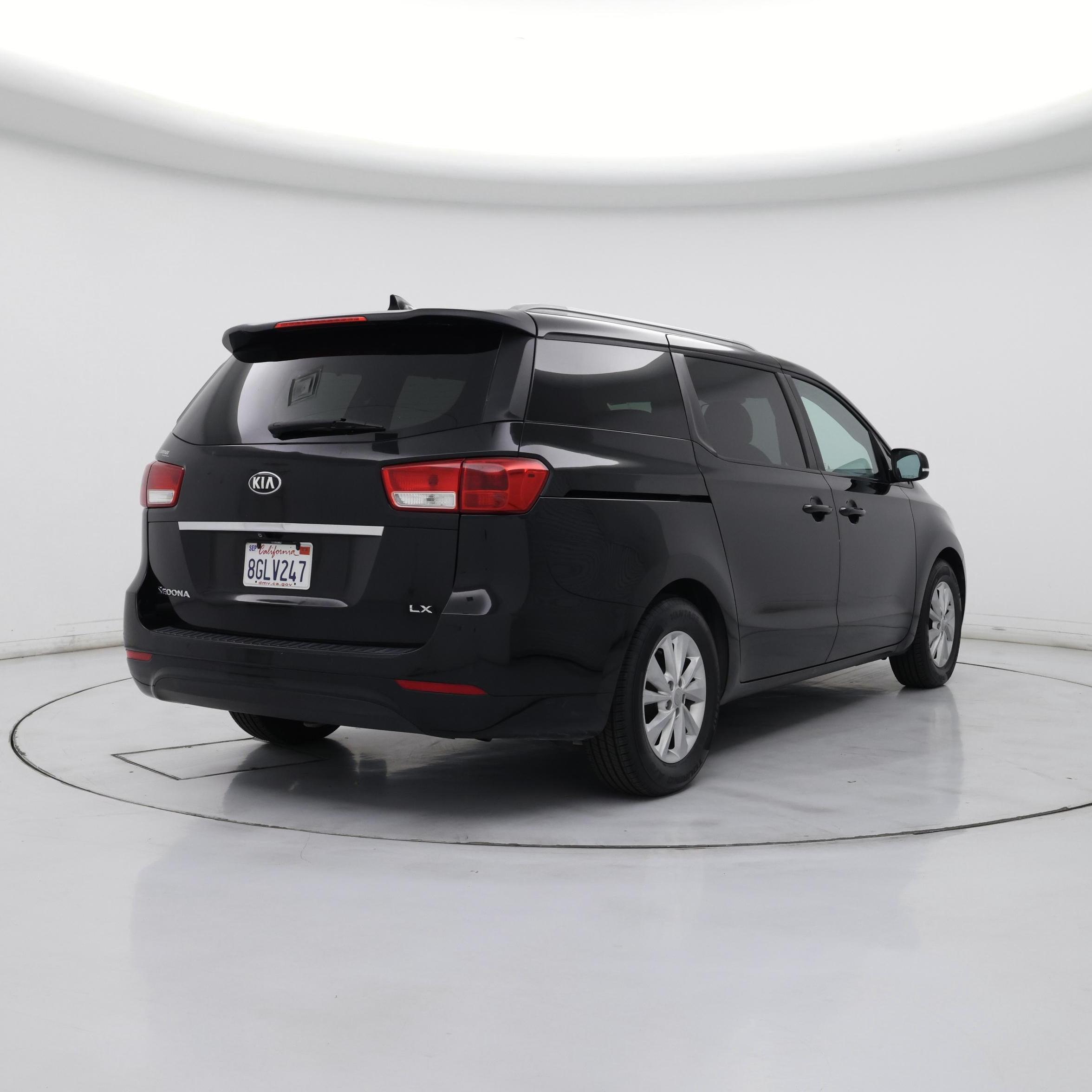 Thumbnail: 2017 Kia Sedona - 8