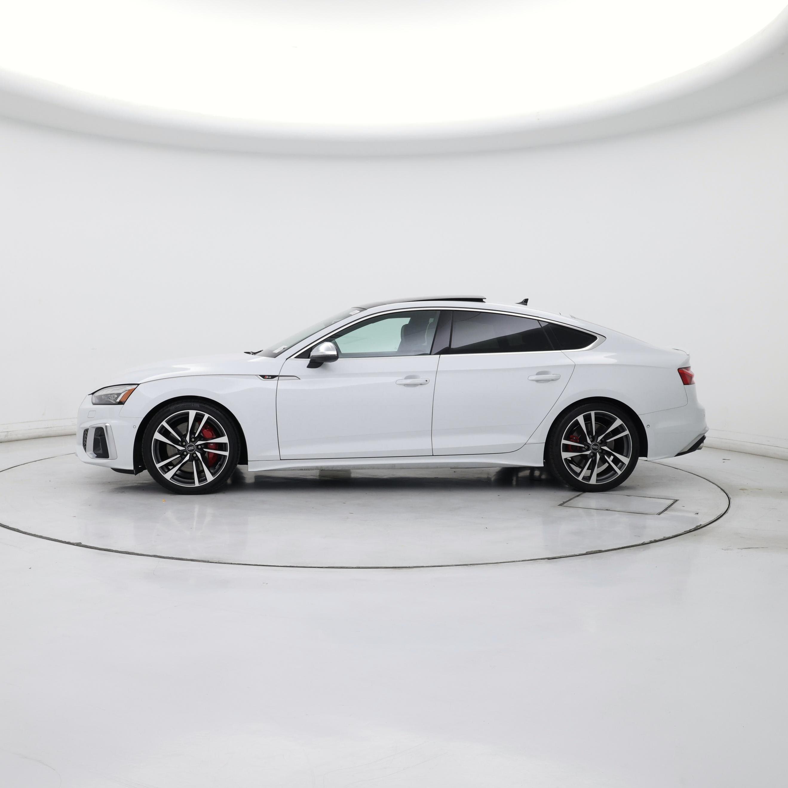 Thumbnail: 2023 Audi S5 - 3
