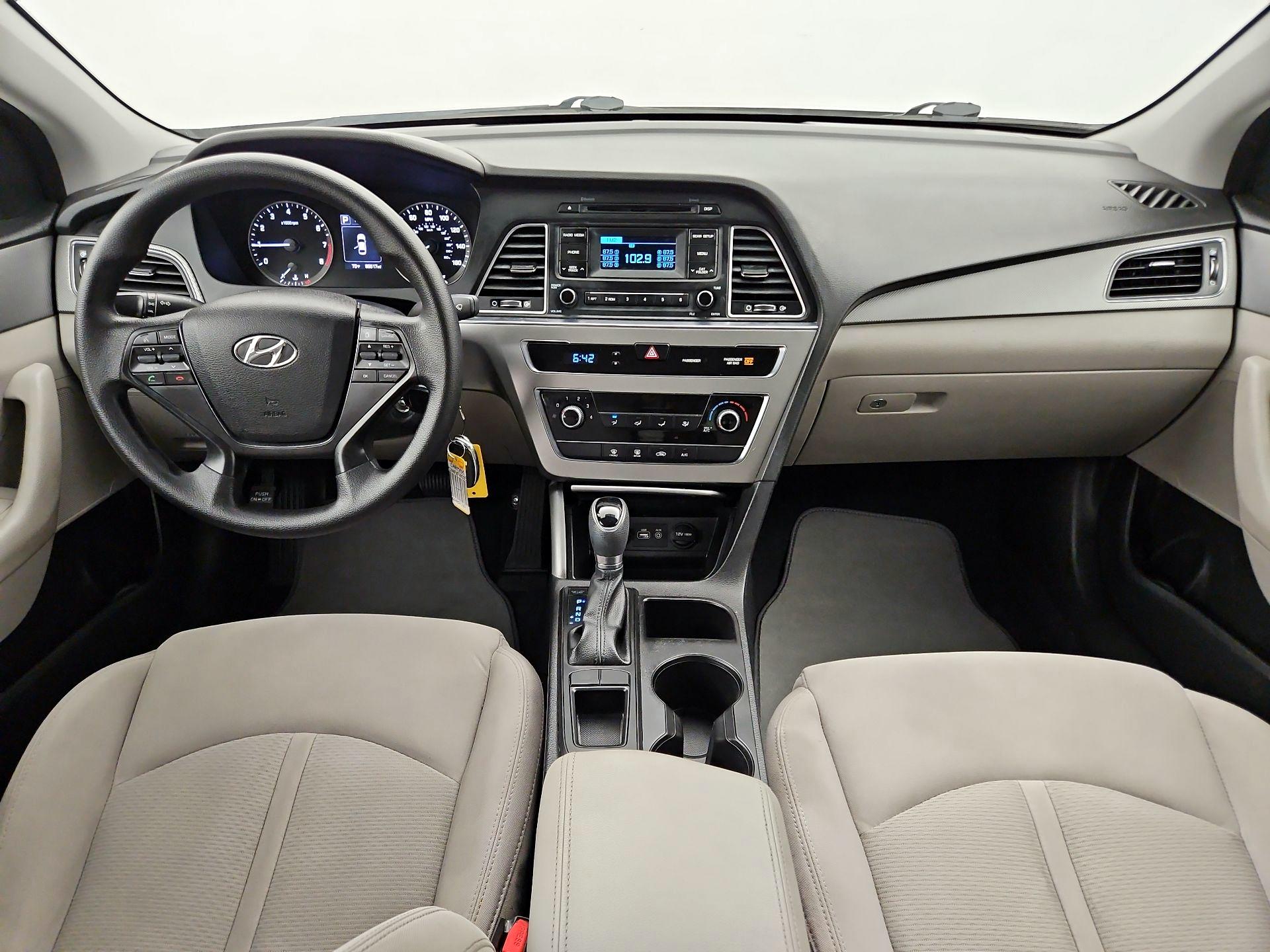 Thumbnail: 2015 Hyundai Sonata - 9
