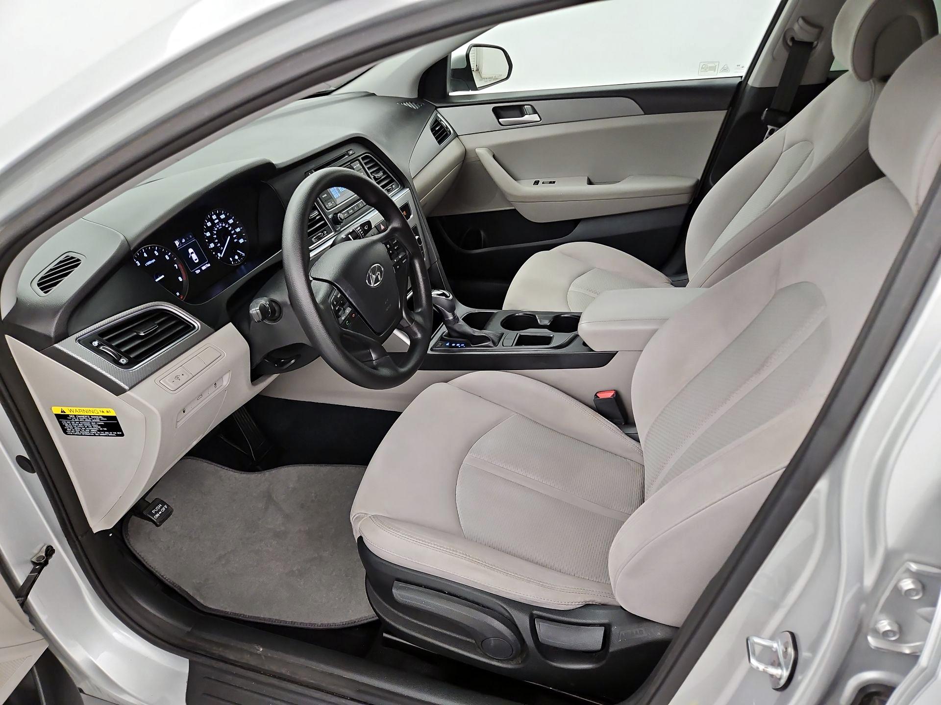 Thumbnail: 2015 Hyundai Sonata - 11
