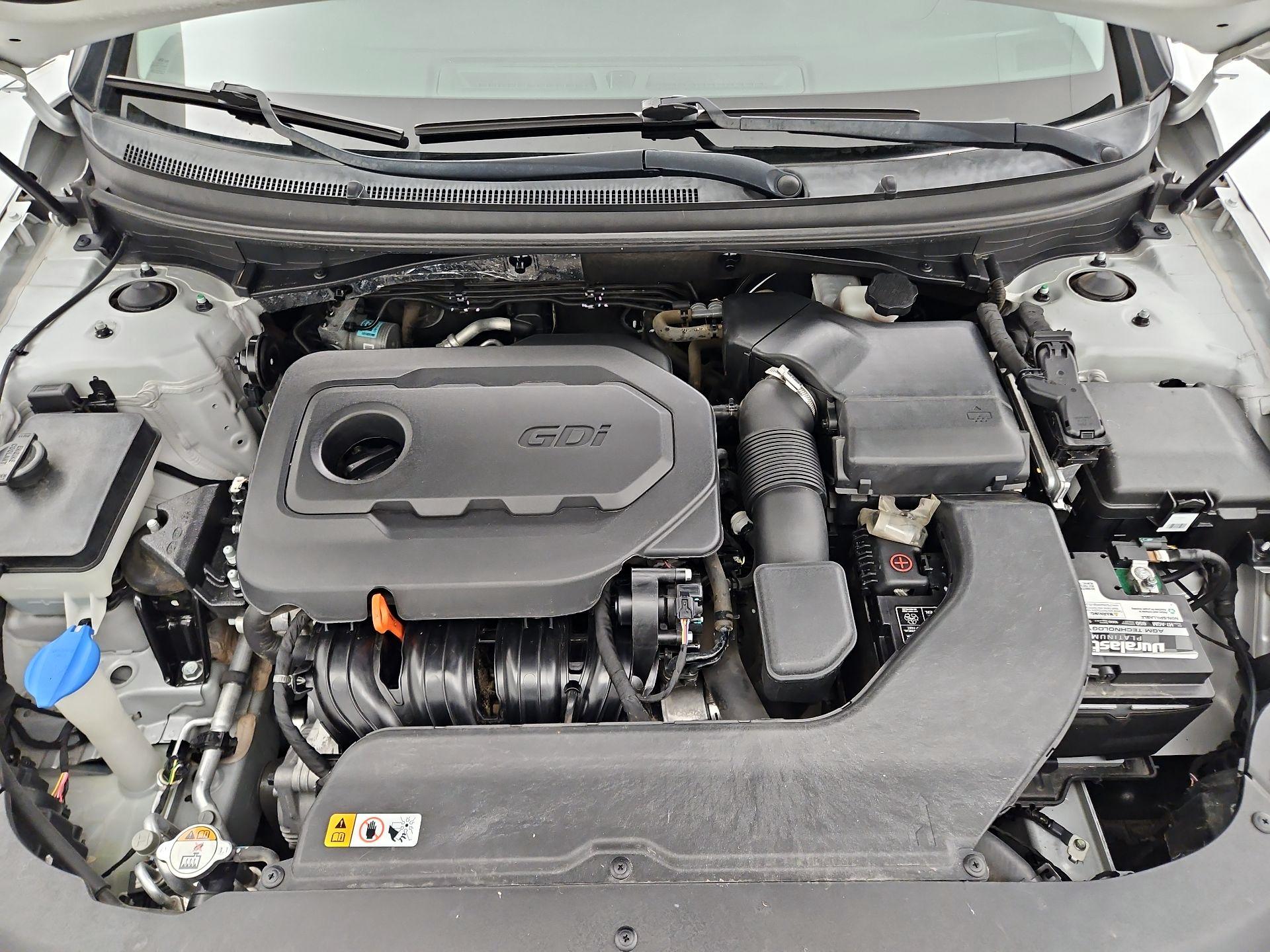 Thumbnail: 2015 Hyundai Sonata - 20