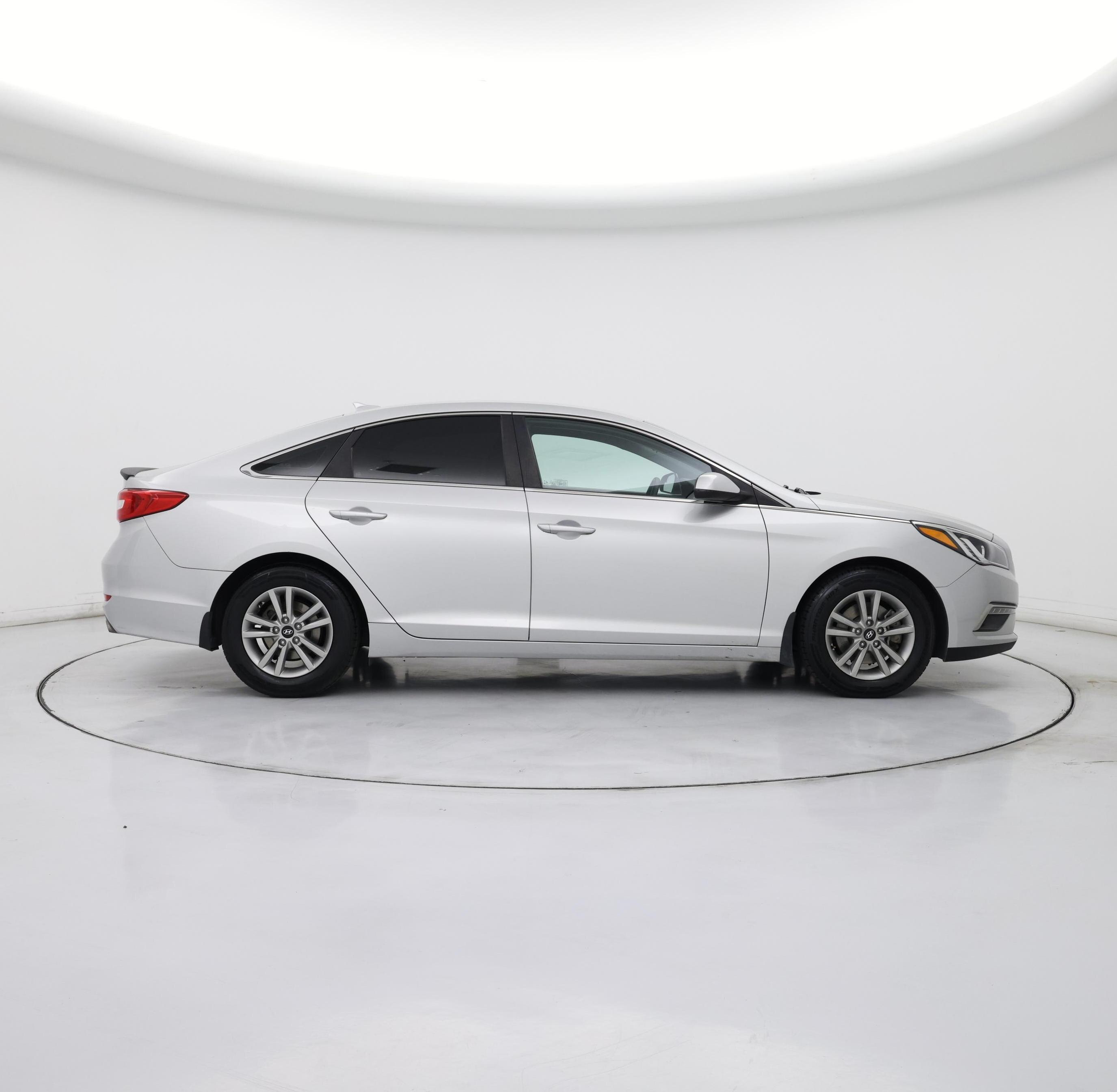 Thumbnail: 2015 Hyundai Sonata - 7