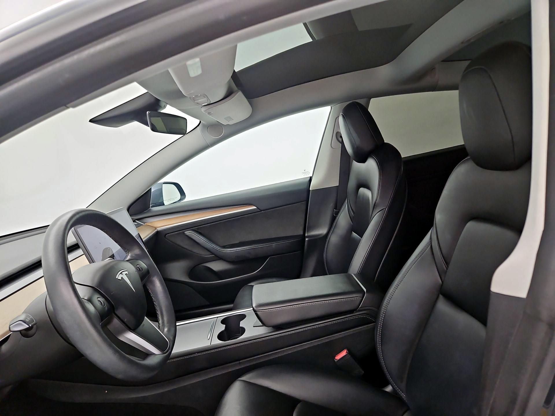 Thumbnail: 2022 Tesla Model 3 - 18