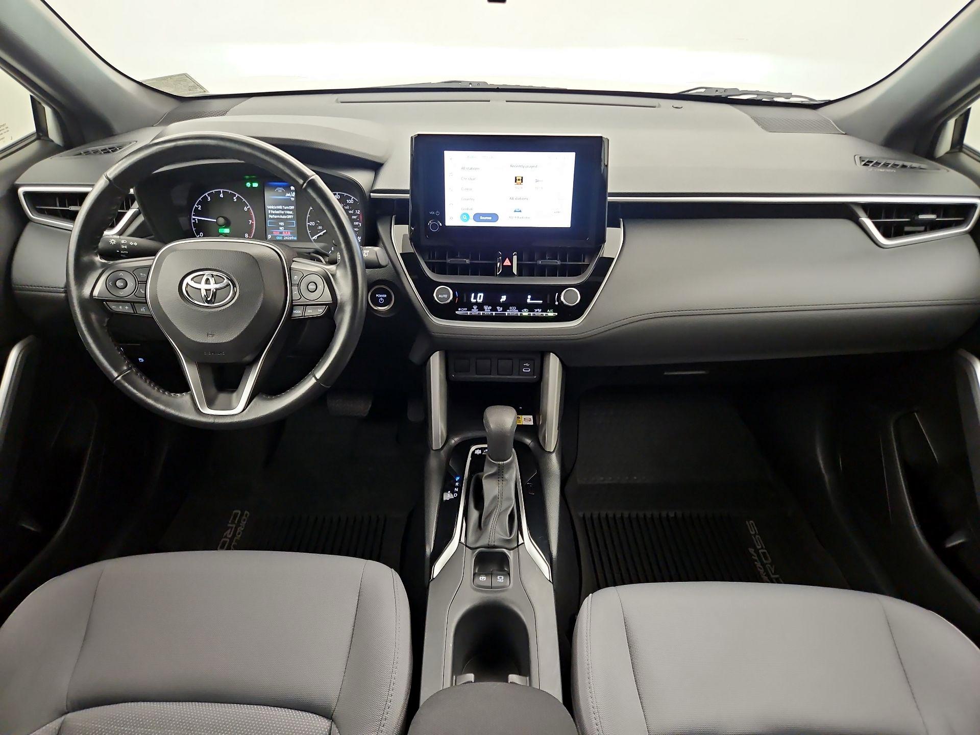 Thumbnail: 2023 Toyota Corolla Cross - 9
