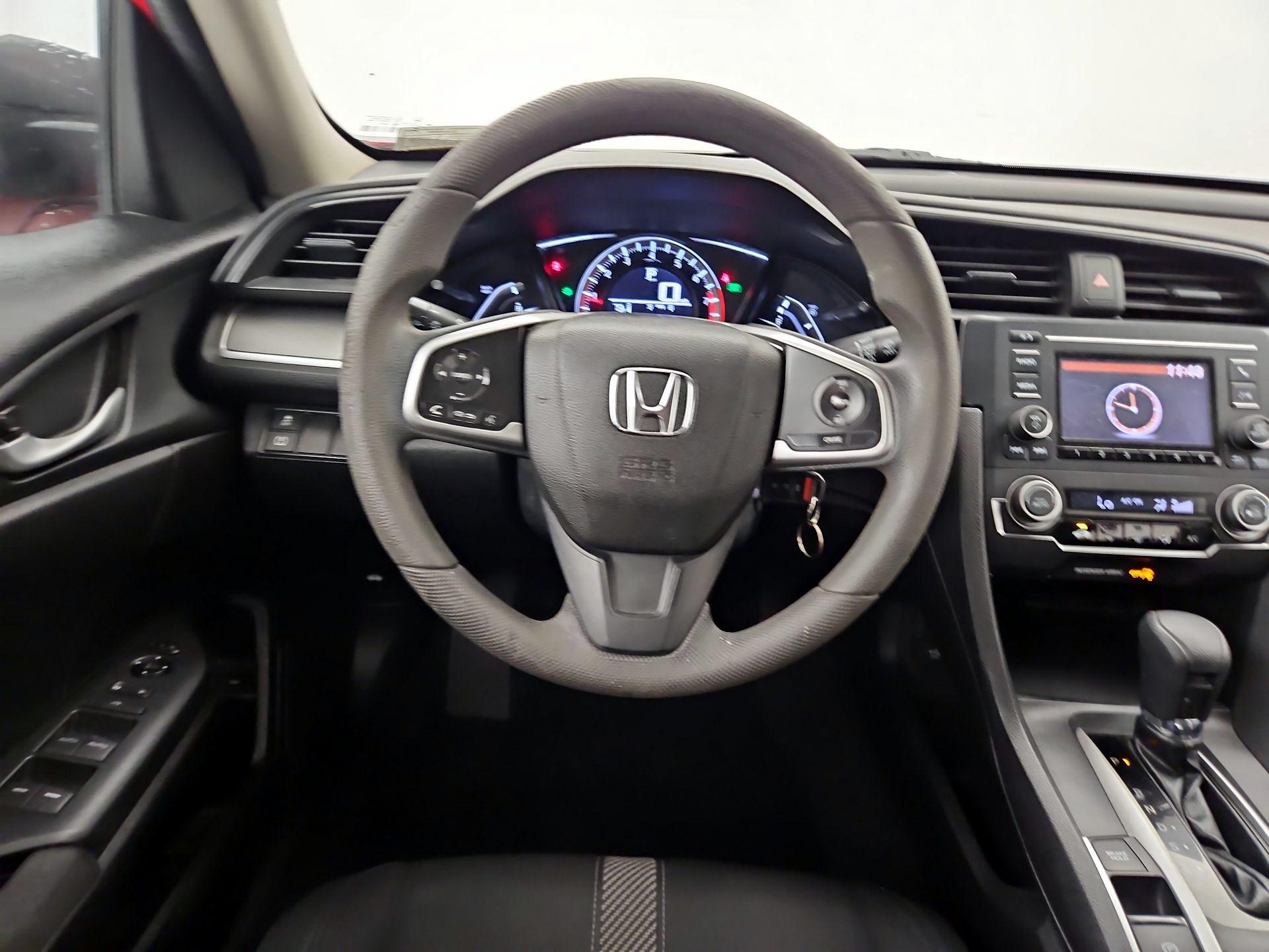 Thumbnail: 2016 Honda Civic - 10