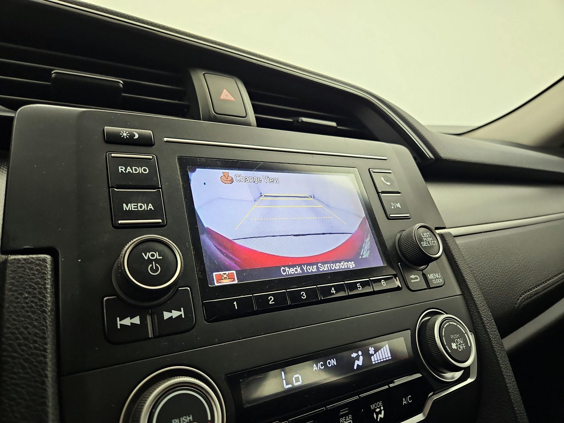 Thumbnail: 2016 Honda Civic - 14