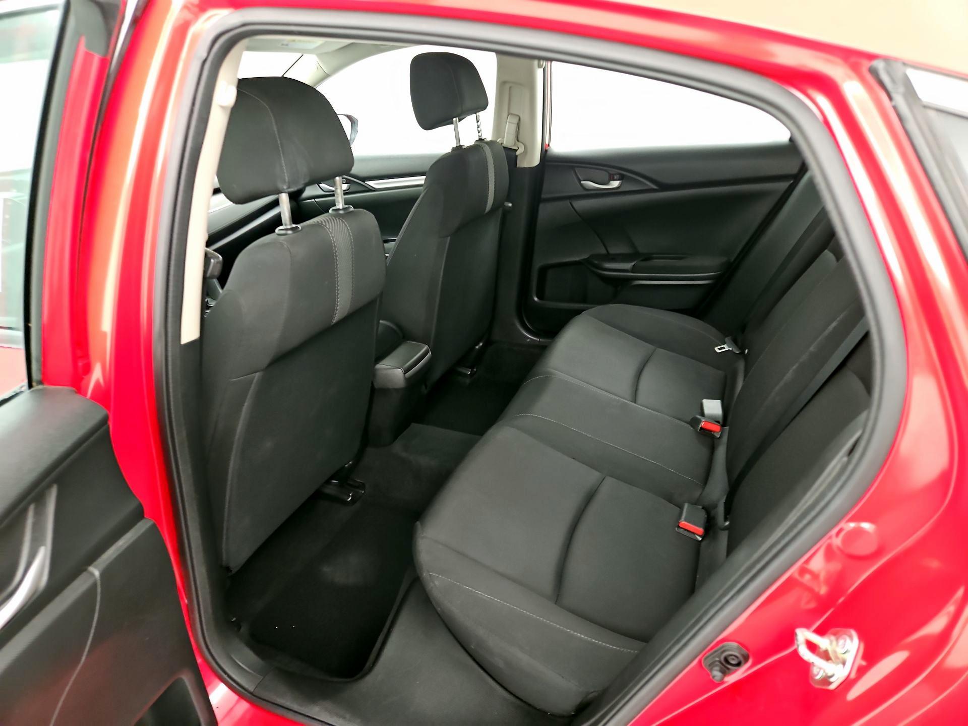 Thumbnail: 2016 Honda Civic - 18
