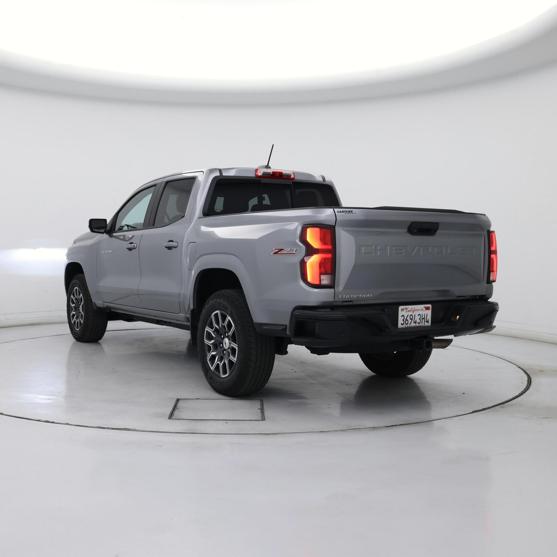 Thumbnail: 2023 Chevrolet Colorado - 2