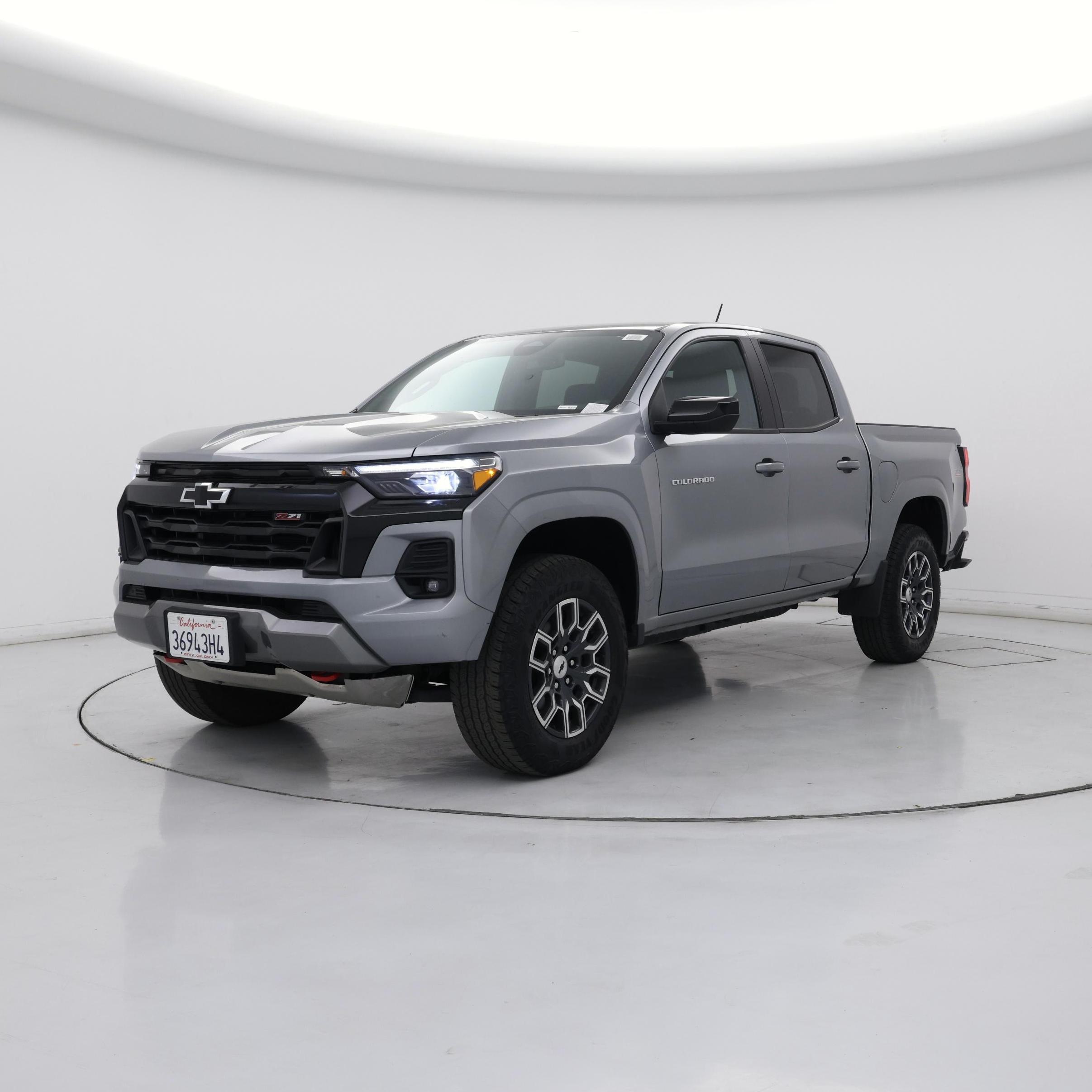 Thumbnail: 2023 Chevrolet Colorado - 4