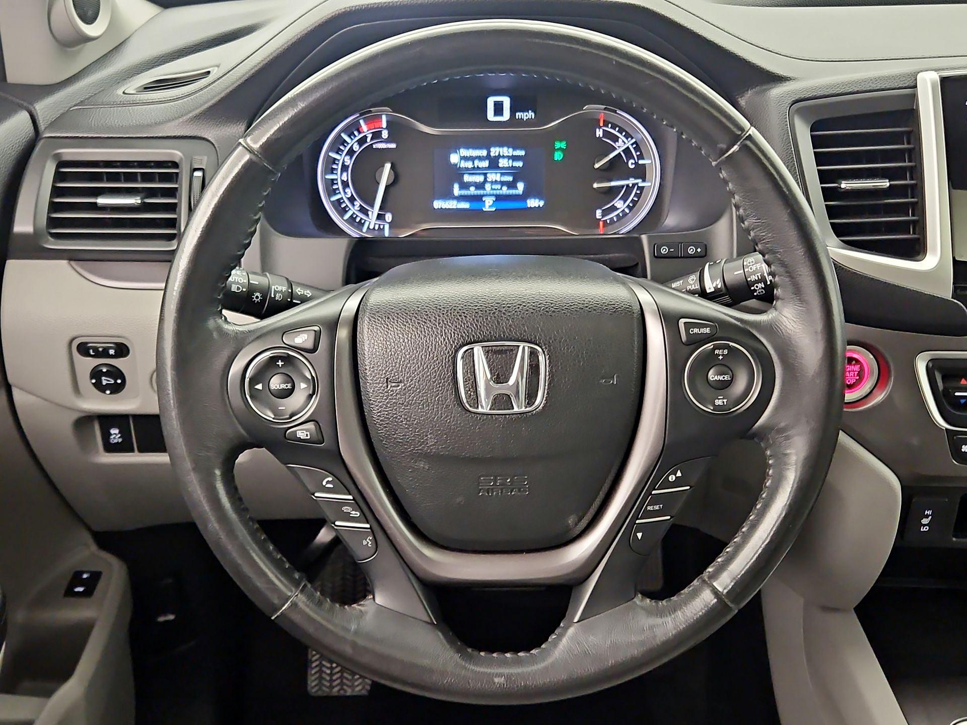 Thumbnail: 2018 Honda Pilot - 10