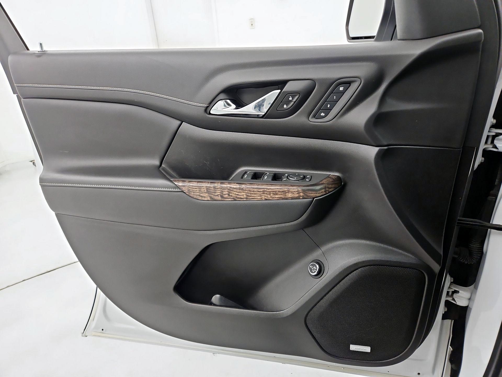 Thumbnail: 2020 GMC Acadia - 12