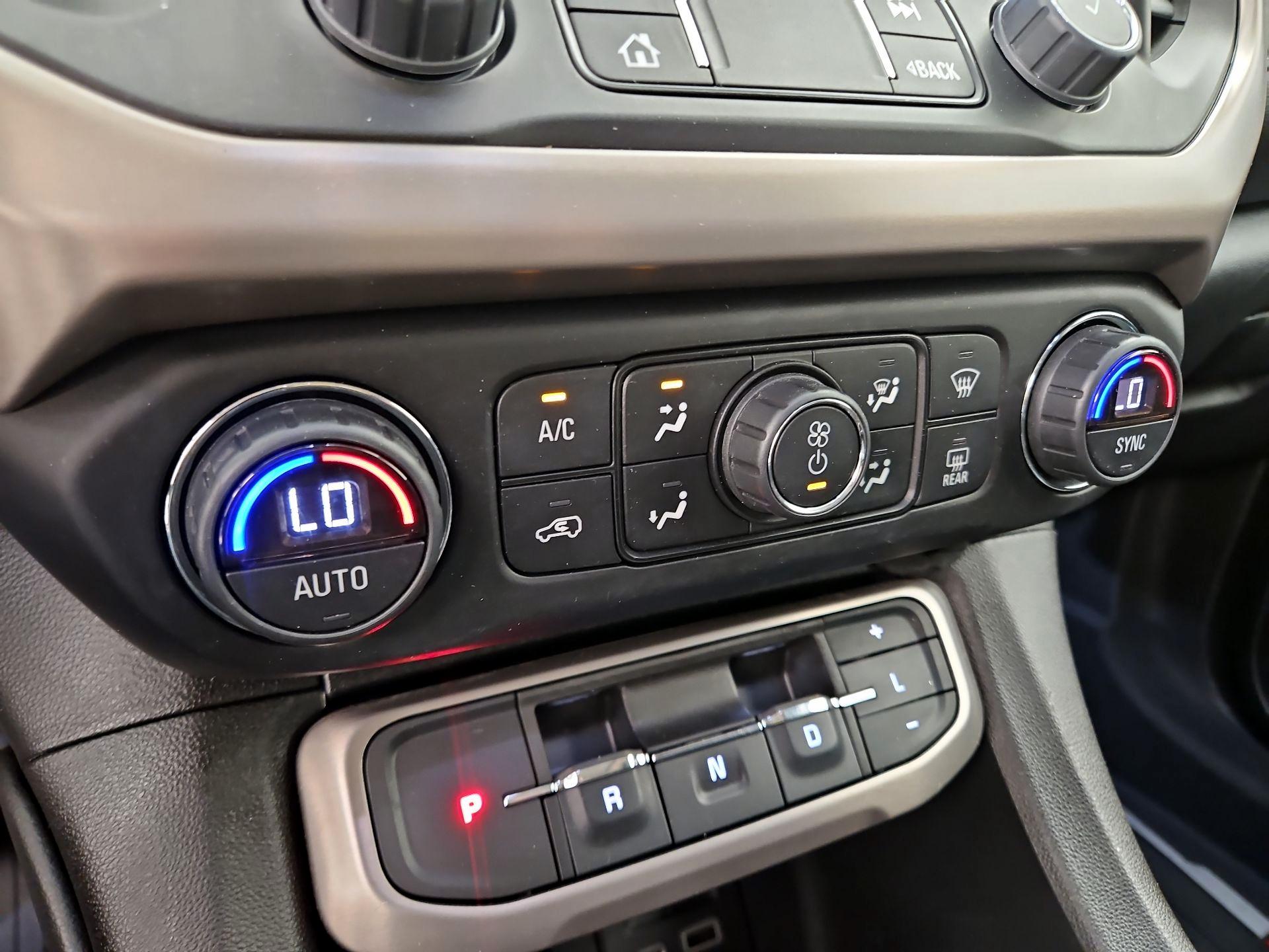 Thumbnail: 2020 GMC Acadia - 14