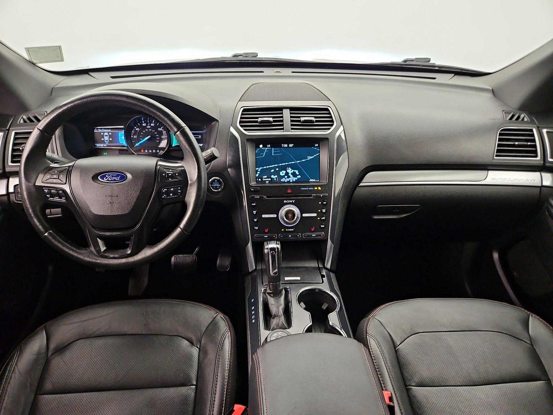 Thumbnail: 2017 Ford Explorer - 9