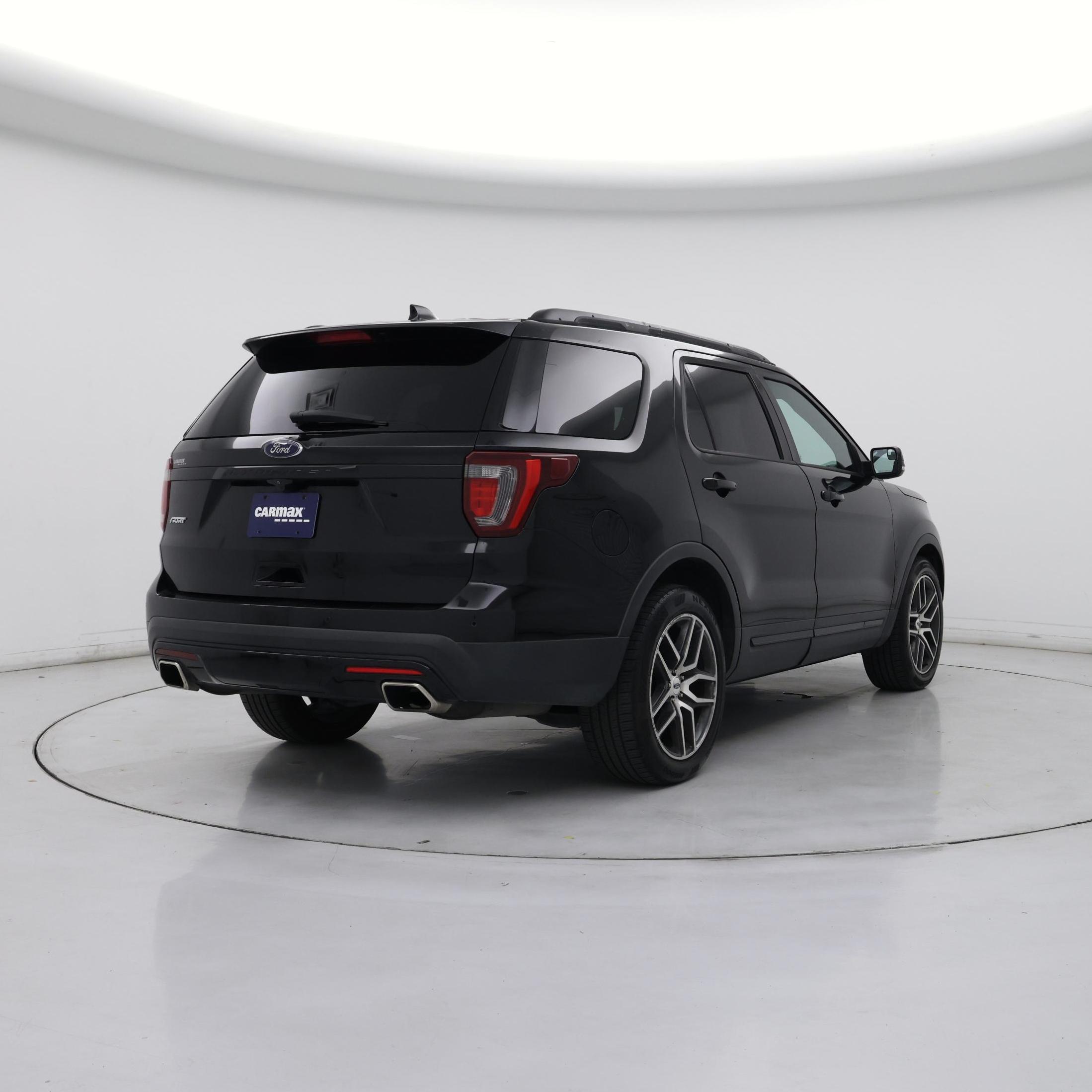 Thumbnail: 2017 Ford Explorer - 8