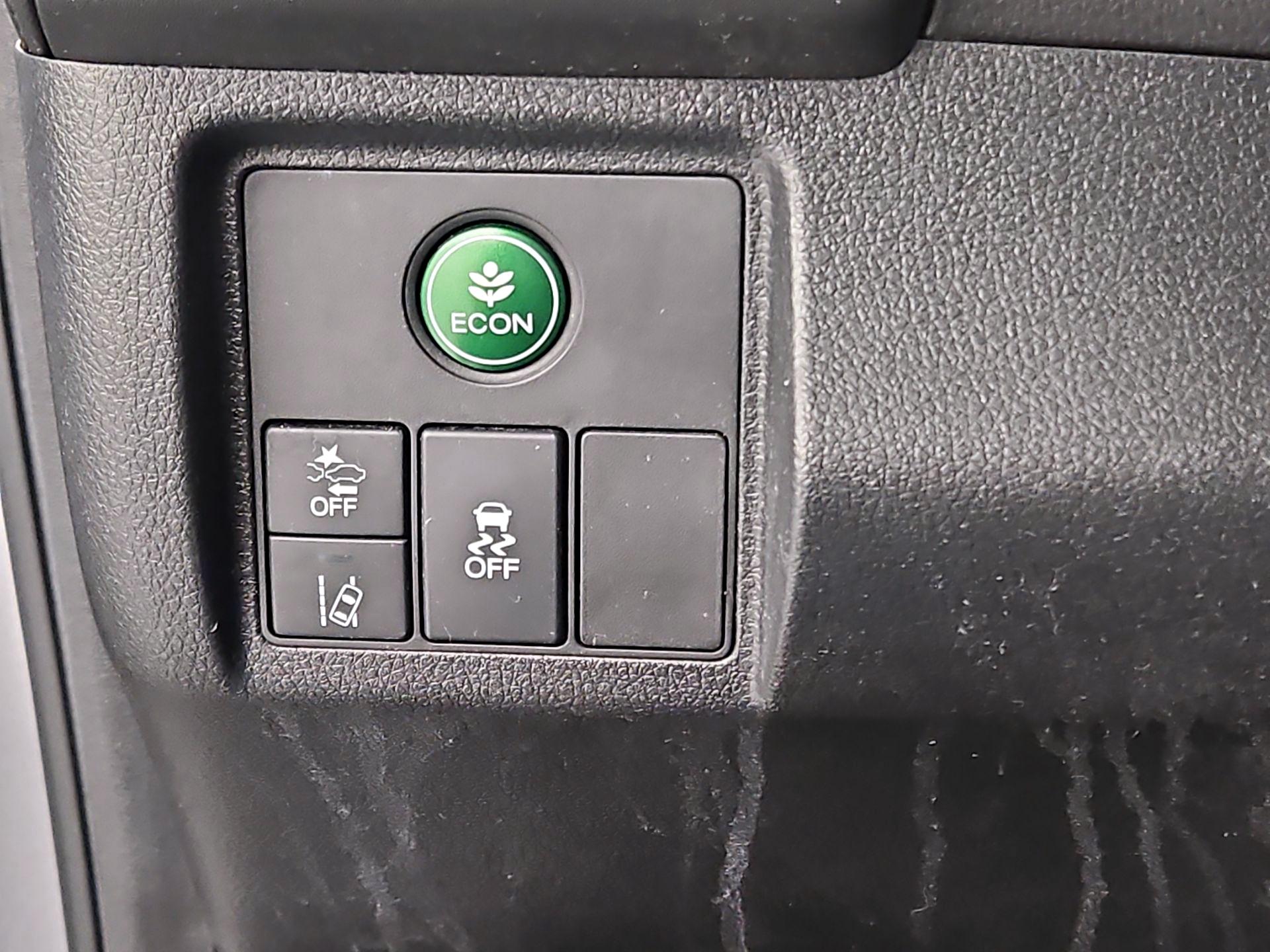 Thumbnail: 2019 Honda HR-V - 13
