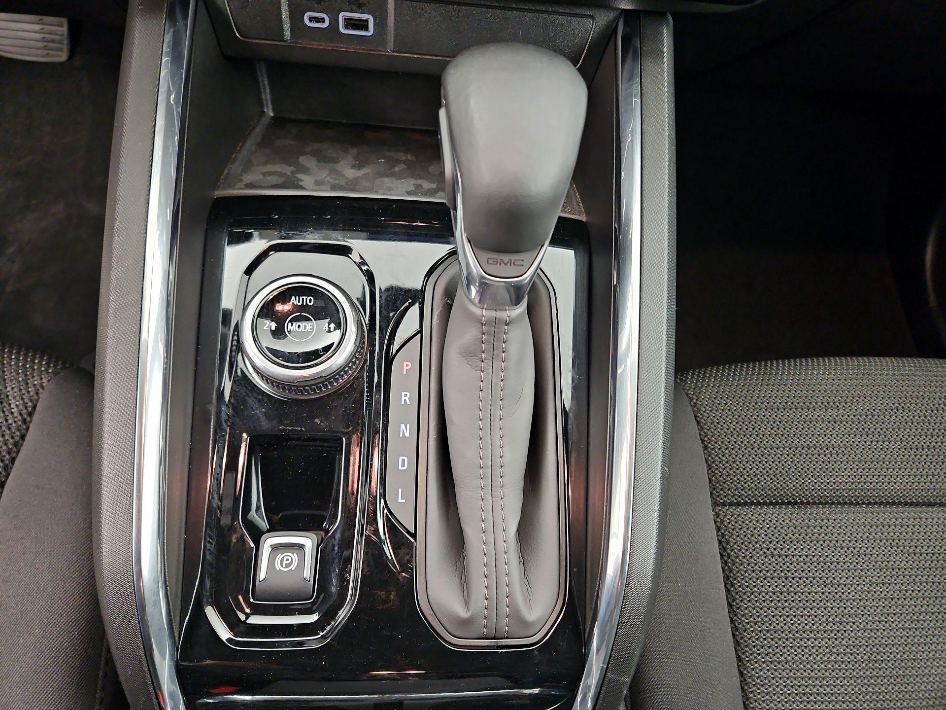 Thumbnail: 2024 GMC Canyon - 15