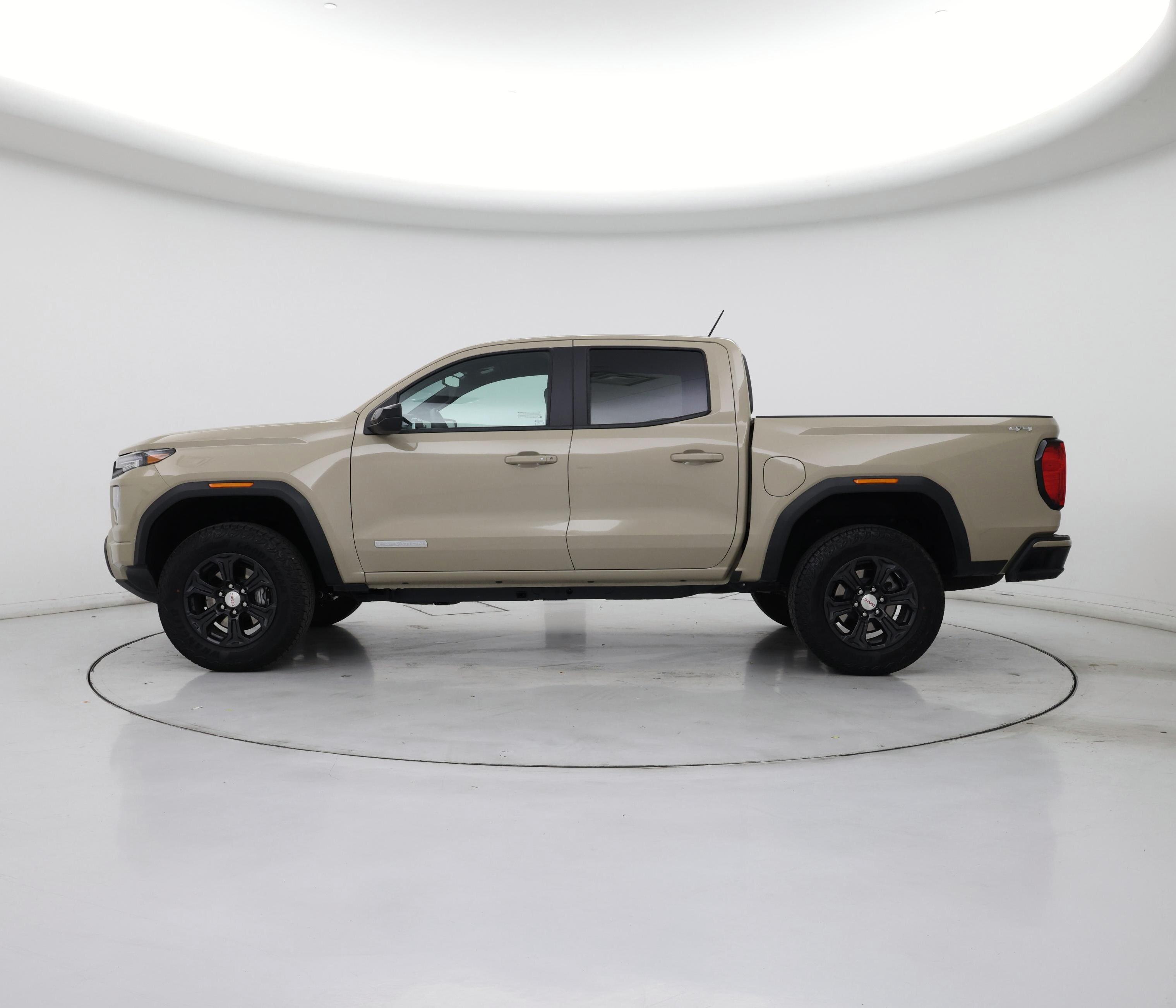 Thumbnail: 2024 GMC Canyon - 3